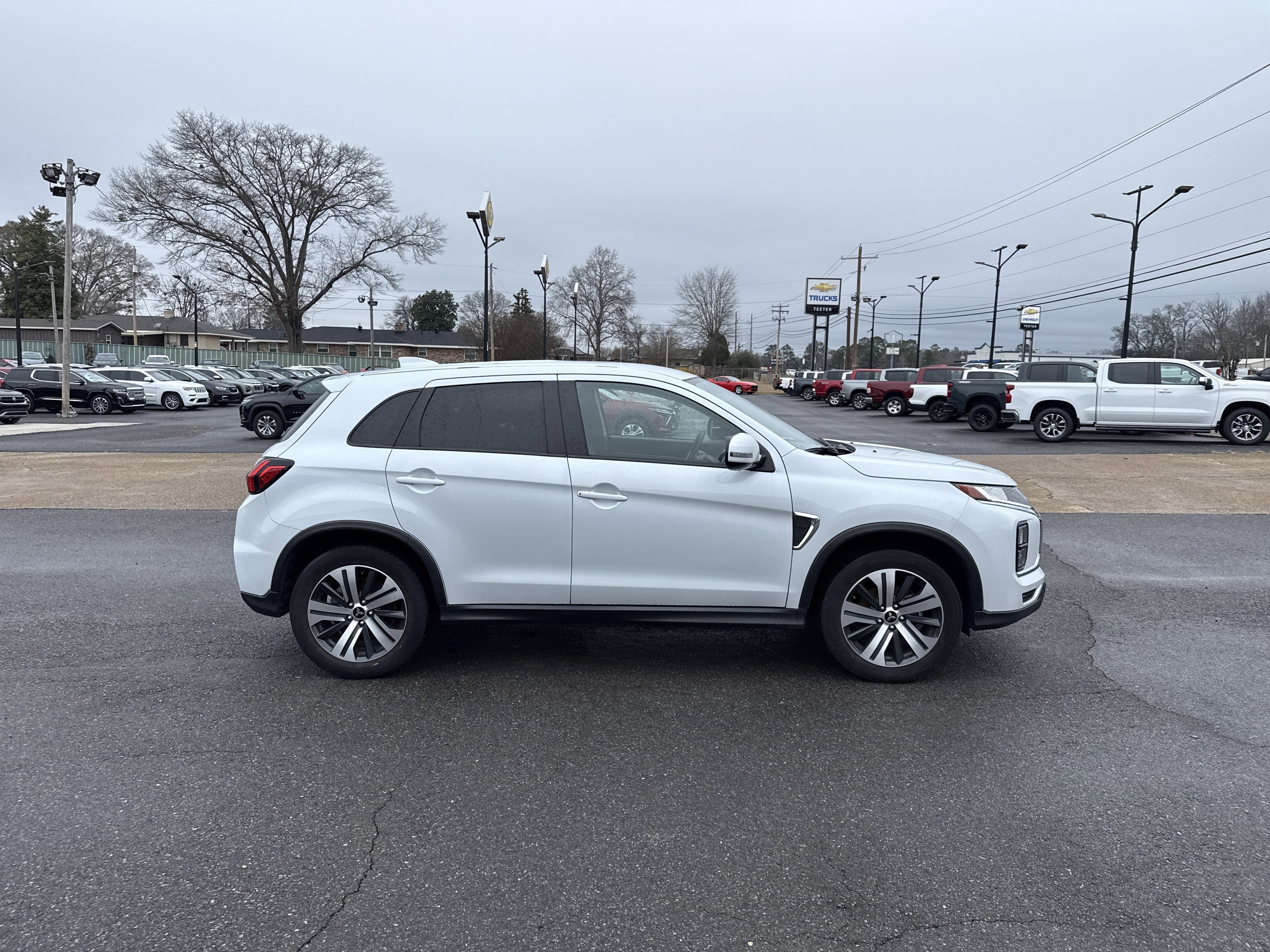 2024 Mitsubishi Outlander Sport Base