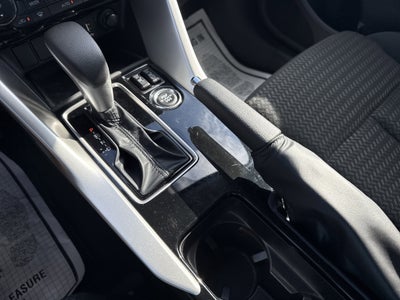 2025 Mitsubishi Eclipse Cross Base