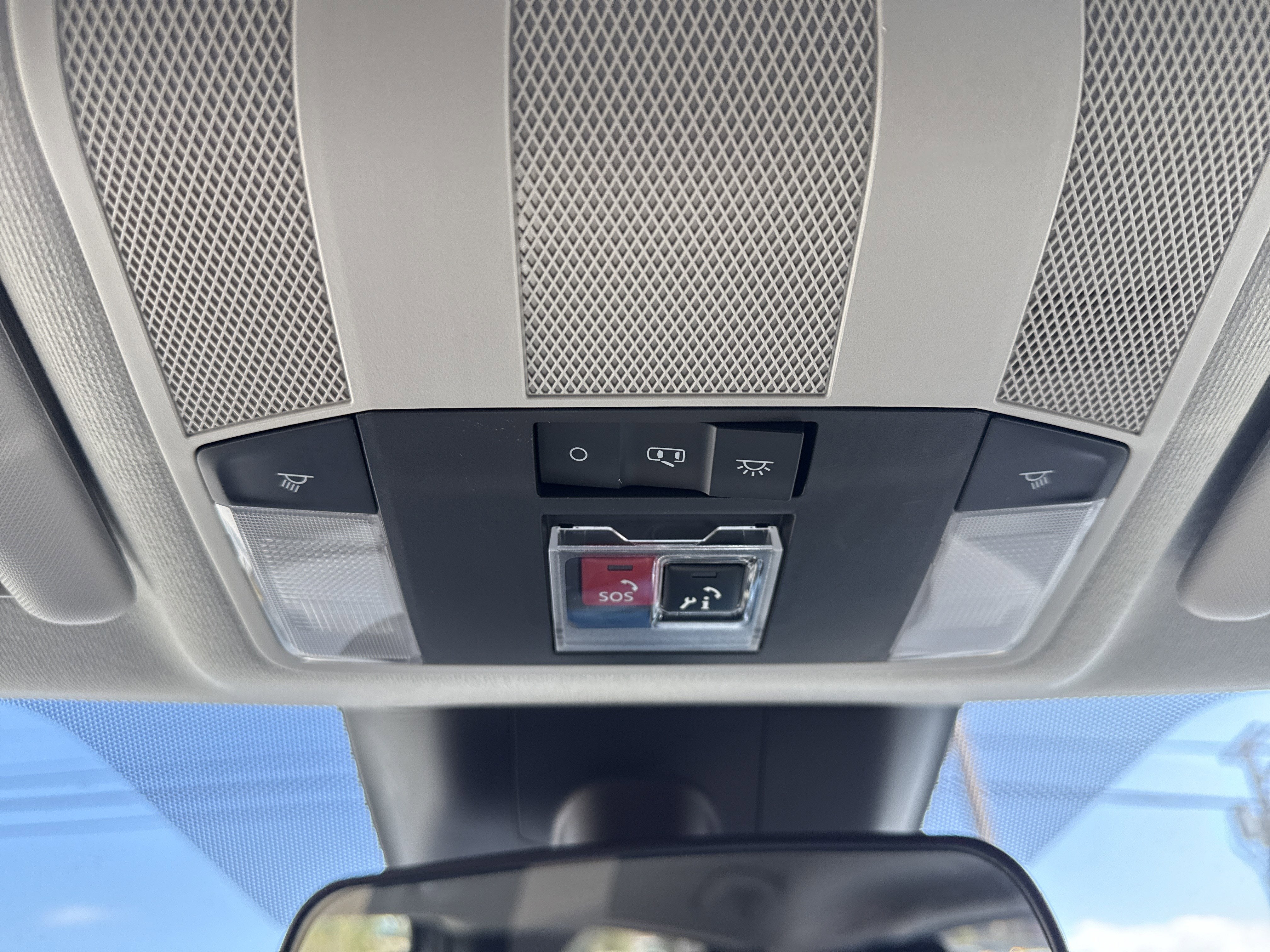 2025 Mitsubishi Eclipse Cross Base