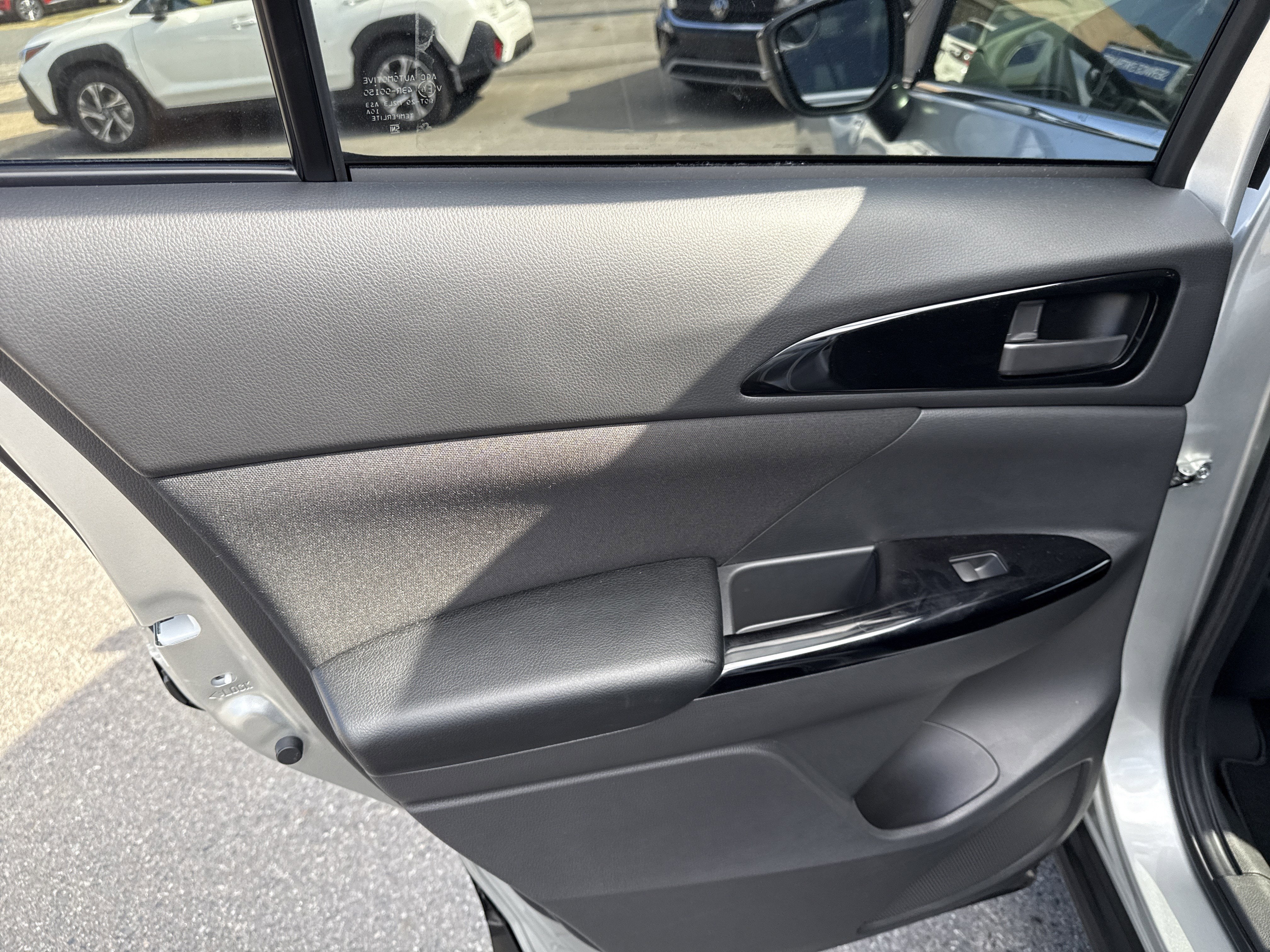 2025 Mitsubishi Eclipse Cross Base