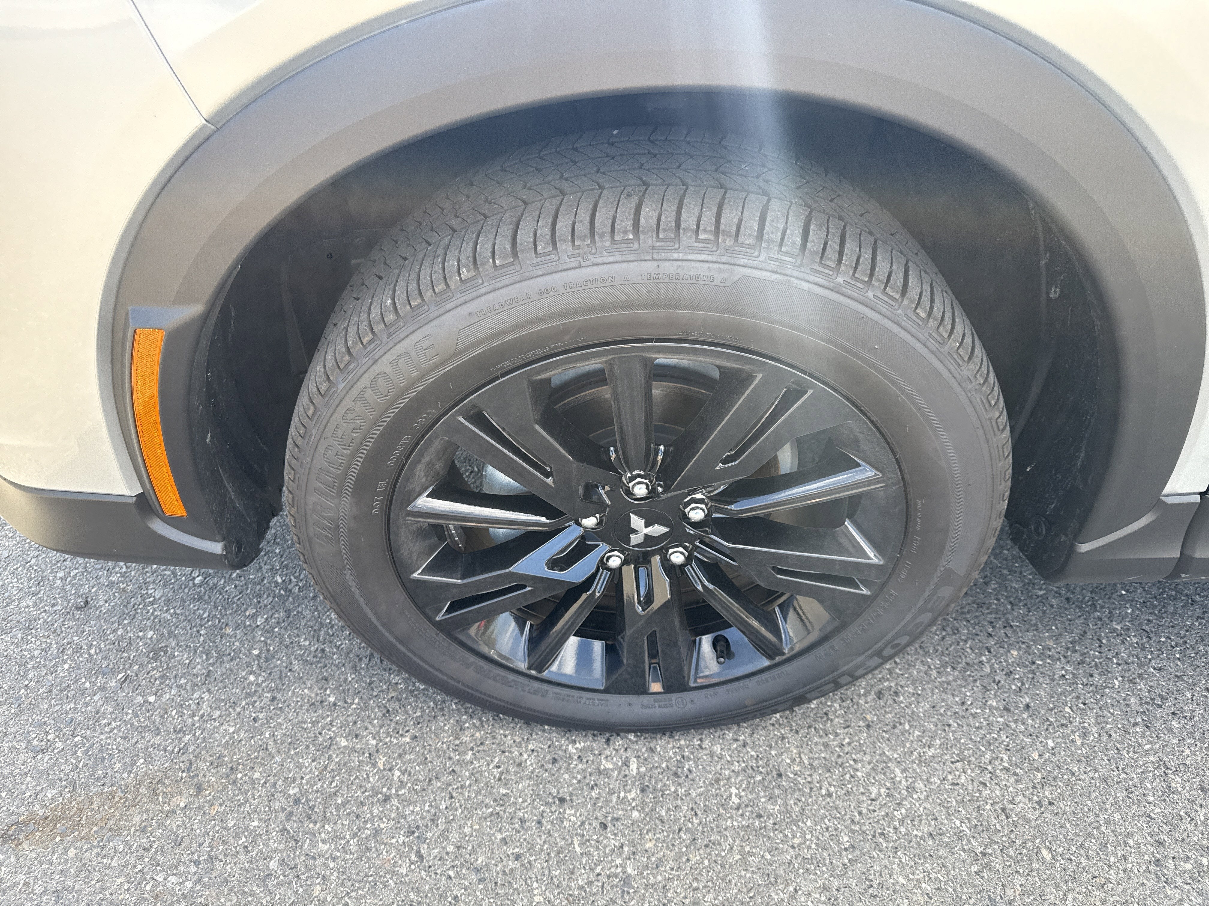 2025 Mitsubishi Eclipse Cross Base