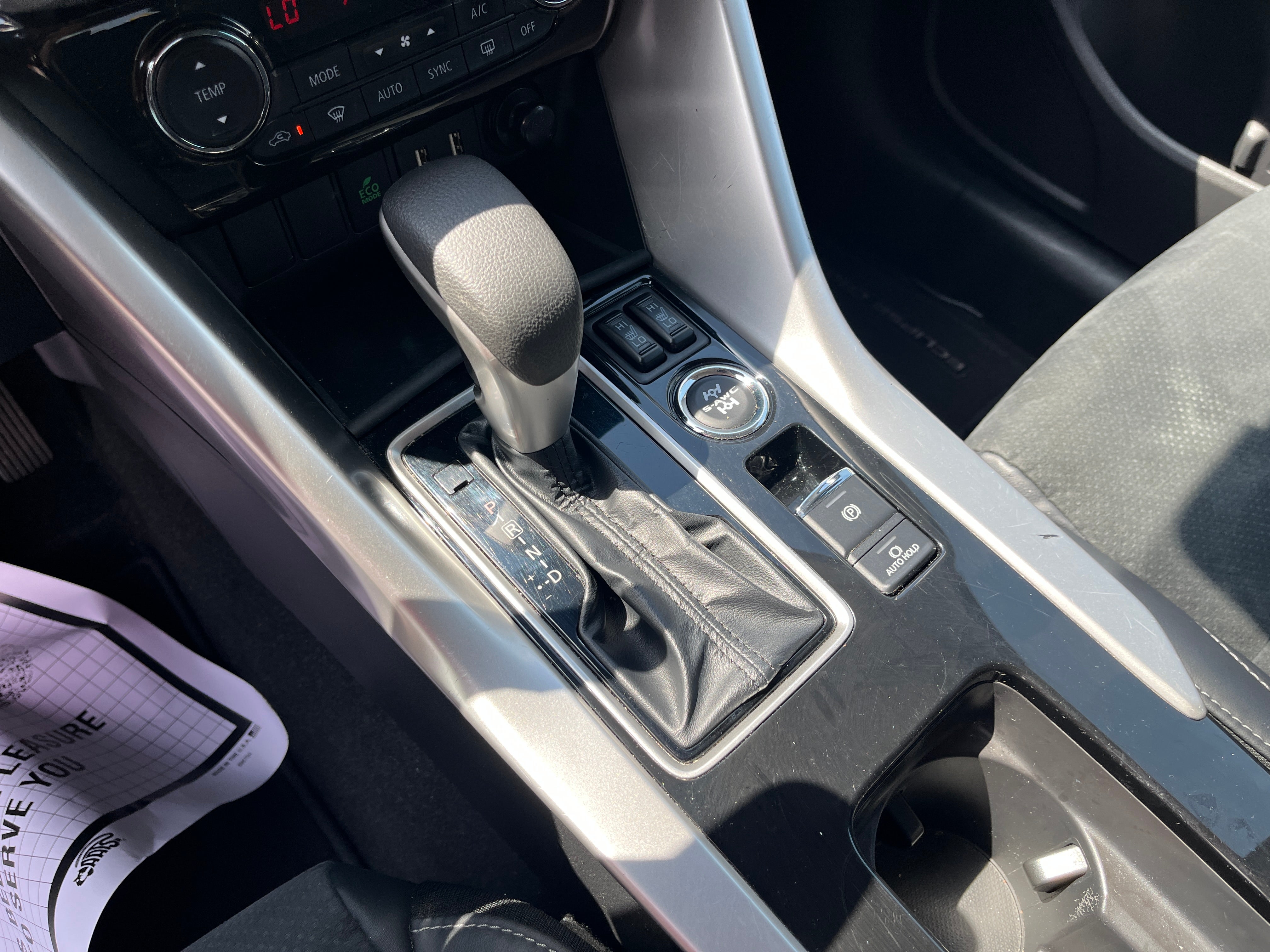 2025 Mitsubishi Eclipse Cross SE