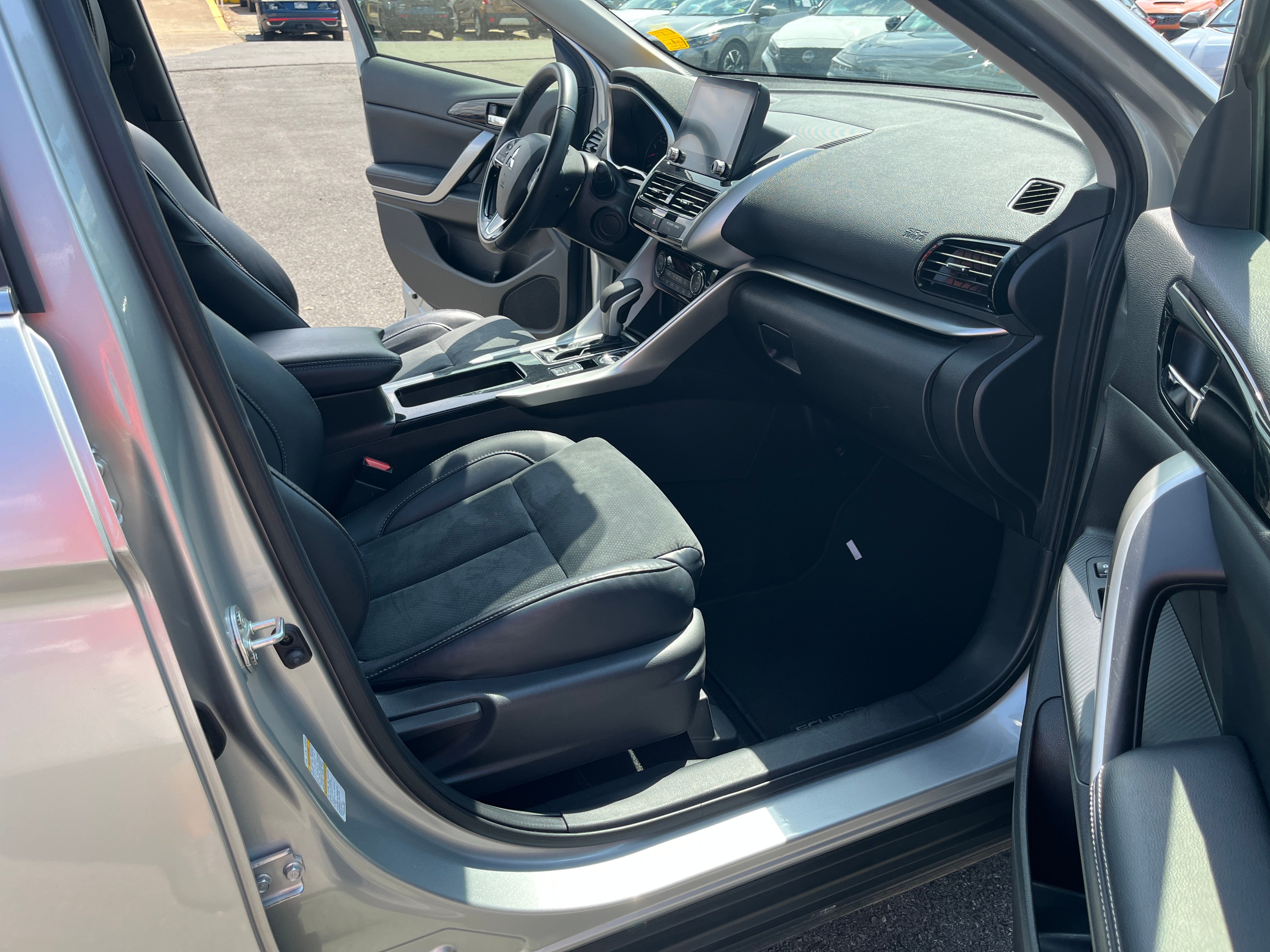 2025 Mitsubishi Eclipse Cross SE