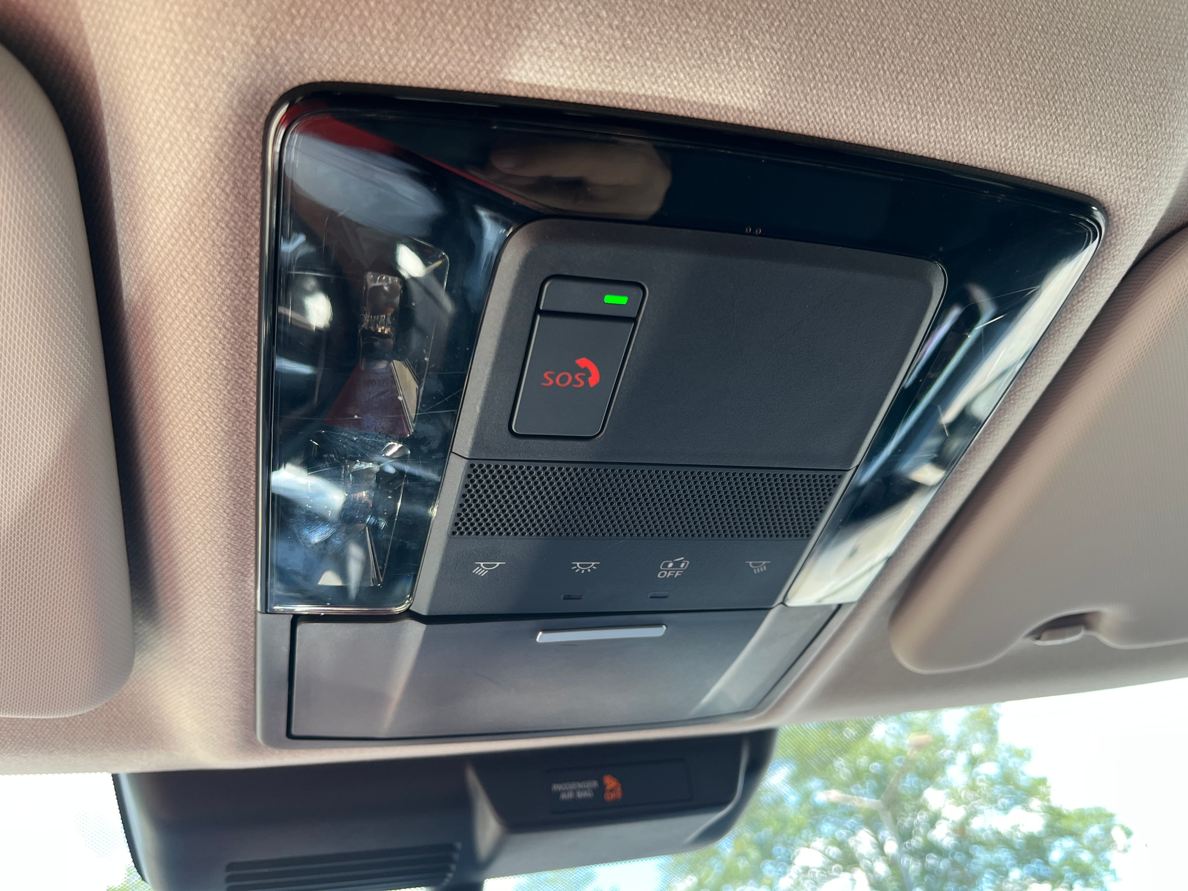 2025 Mitsubishi Outlander ES