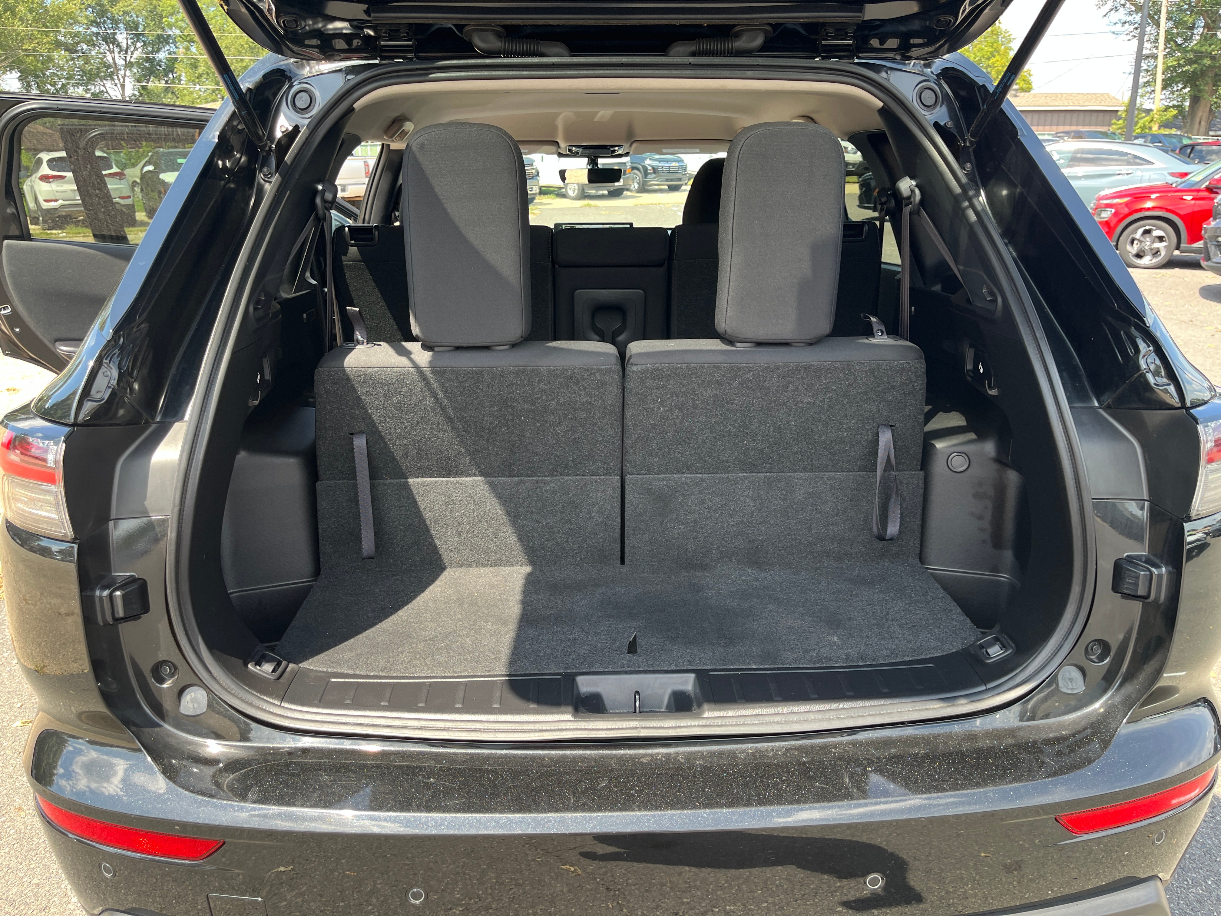 2025 Mitsubishi Outlander ES
