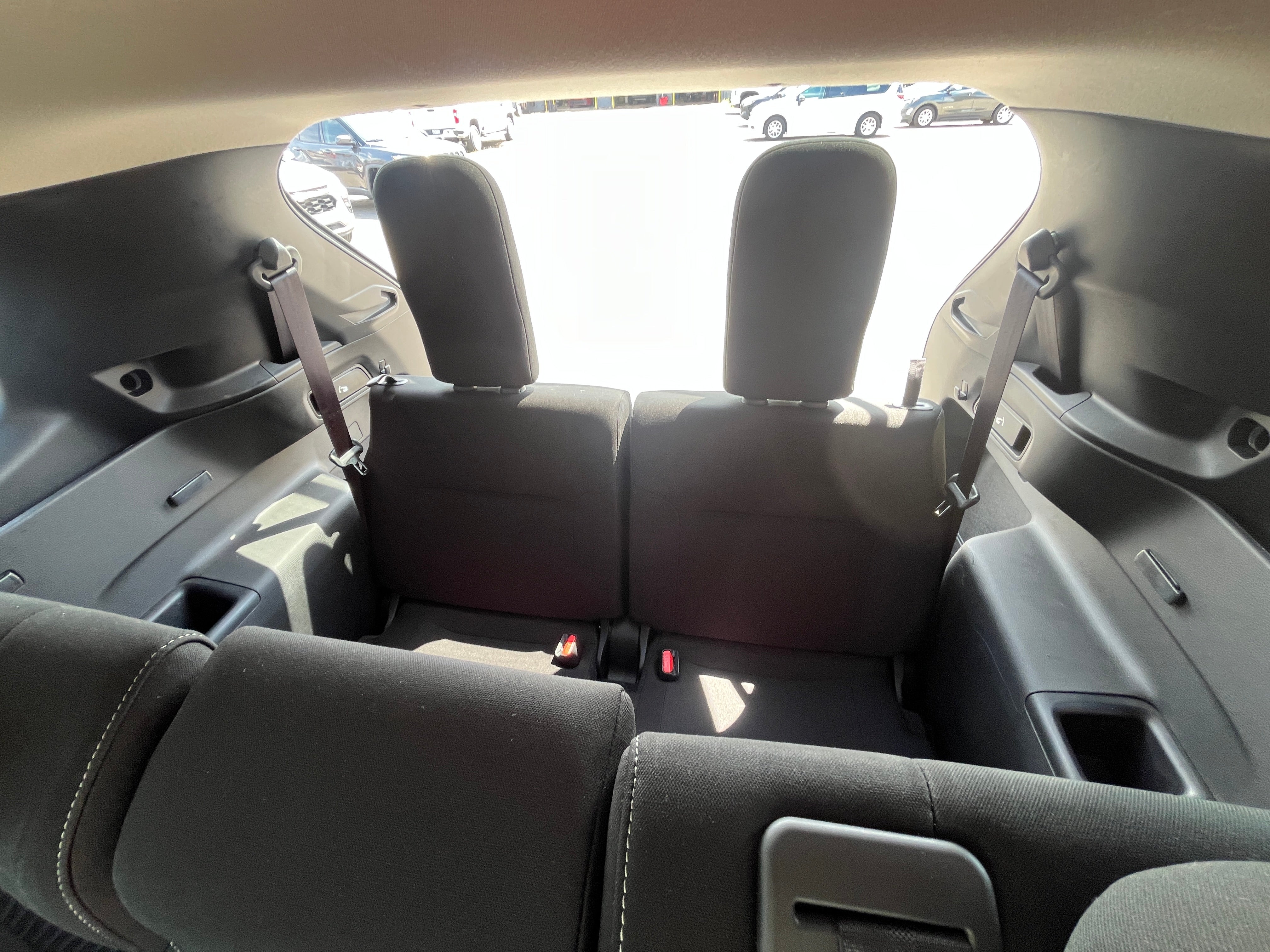 2025 Mitsubishi Outlander ES