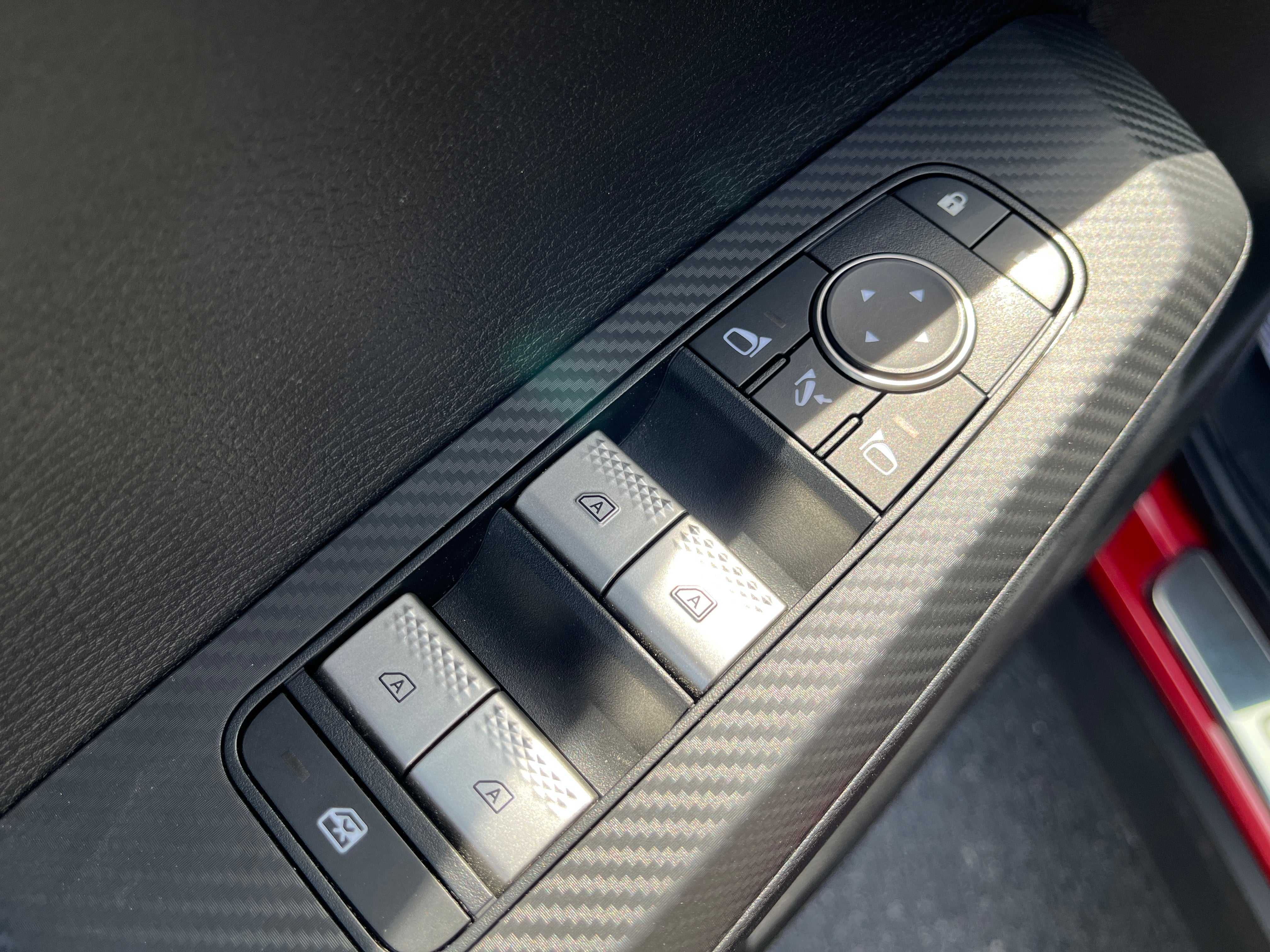 2023 Mitsubishi Outlander PHEV SE