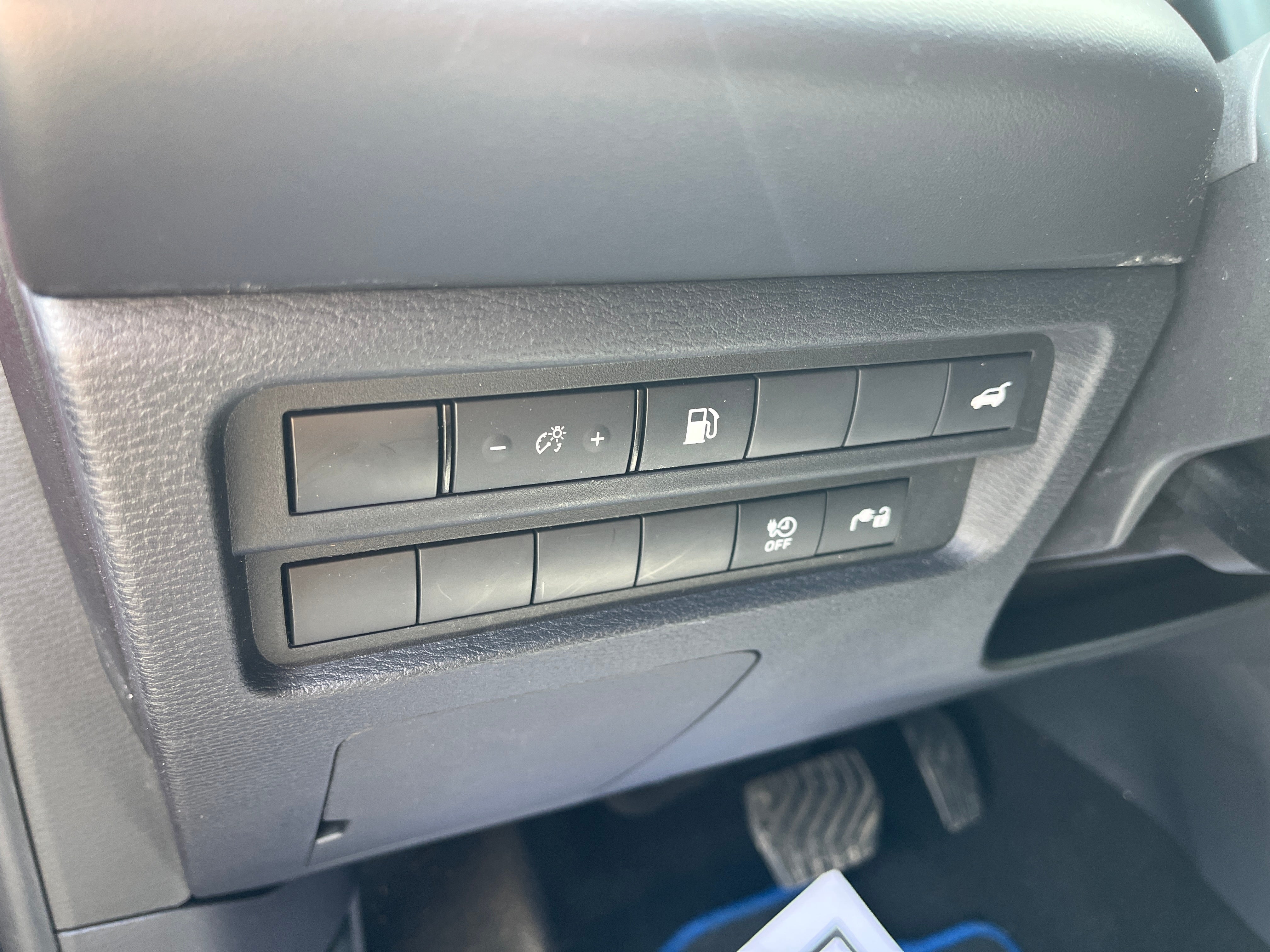 2023 Mitsubishi Outlander PHEV SE