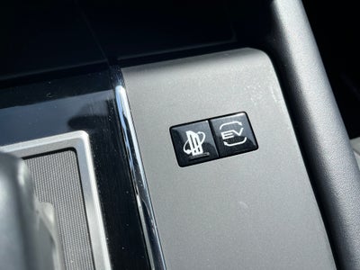 2023 Mitsubishi Outlander PHEV SE