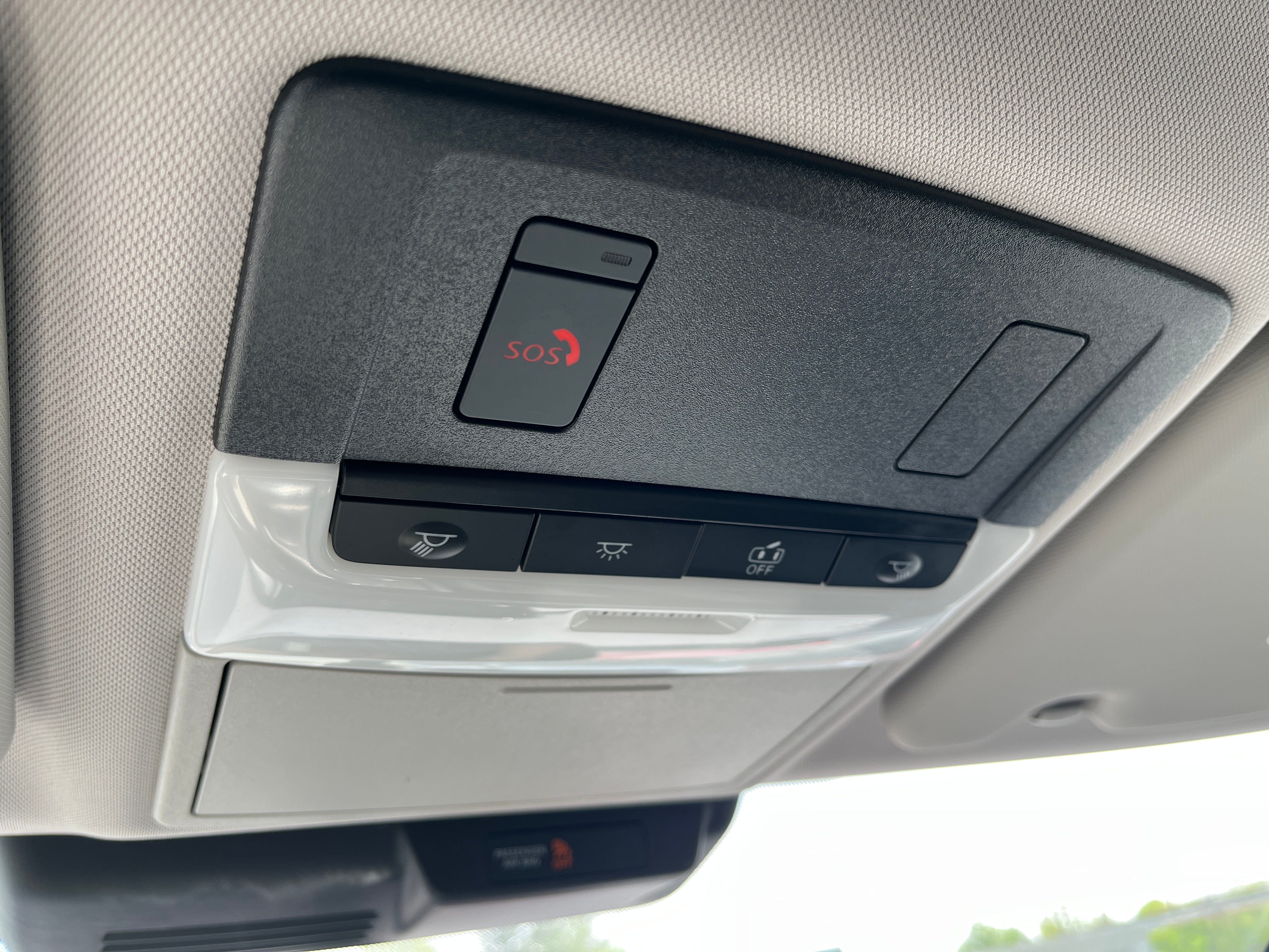 2023 Mitsubishi Outlander PHEV SE