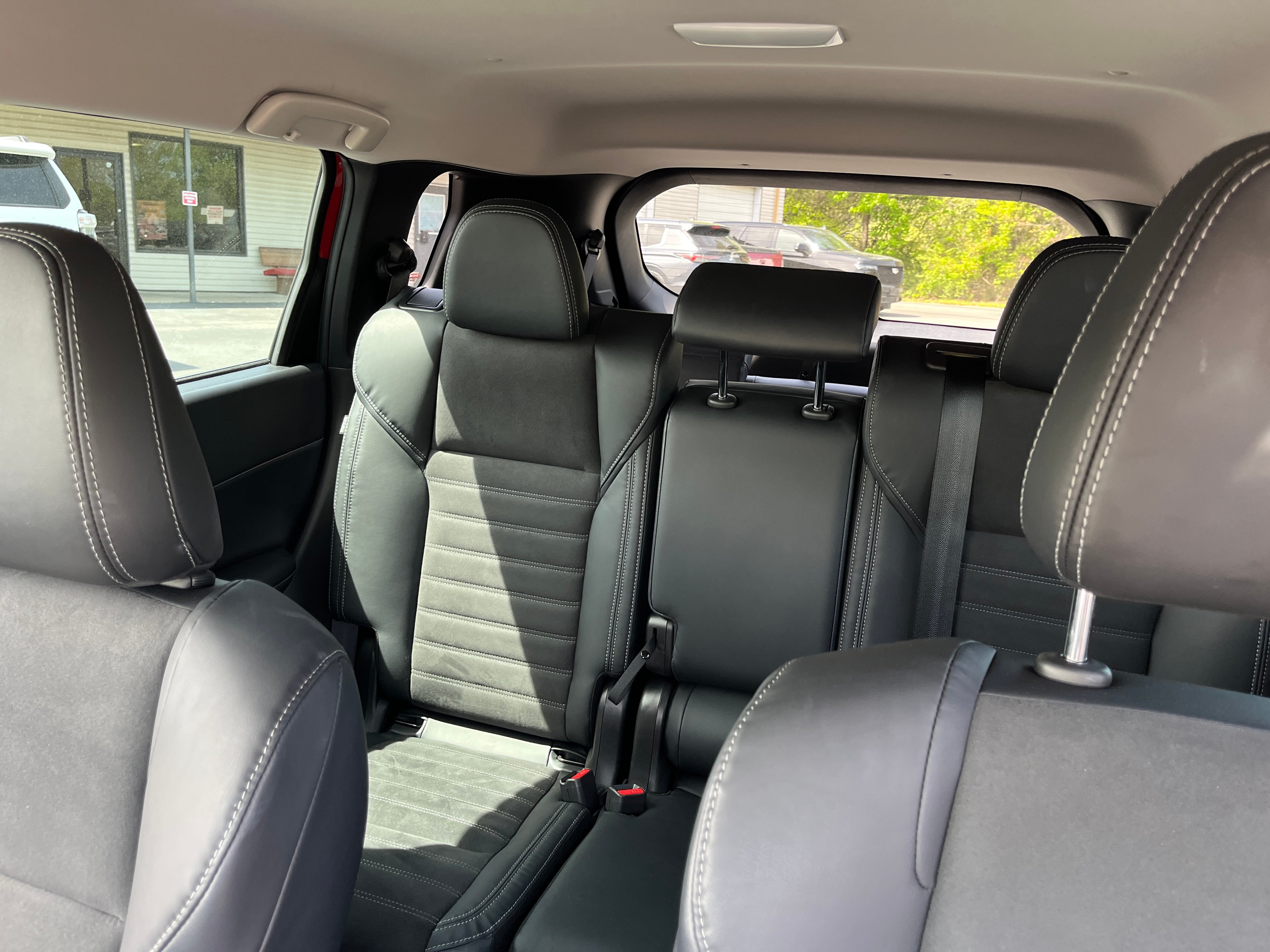 2023 Mitsubishi Outlander PHEV SE