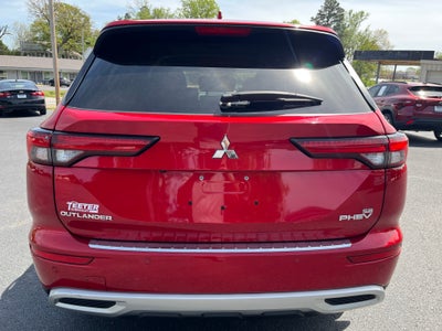 2023 Mitsubishi Outlander PHEV SE