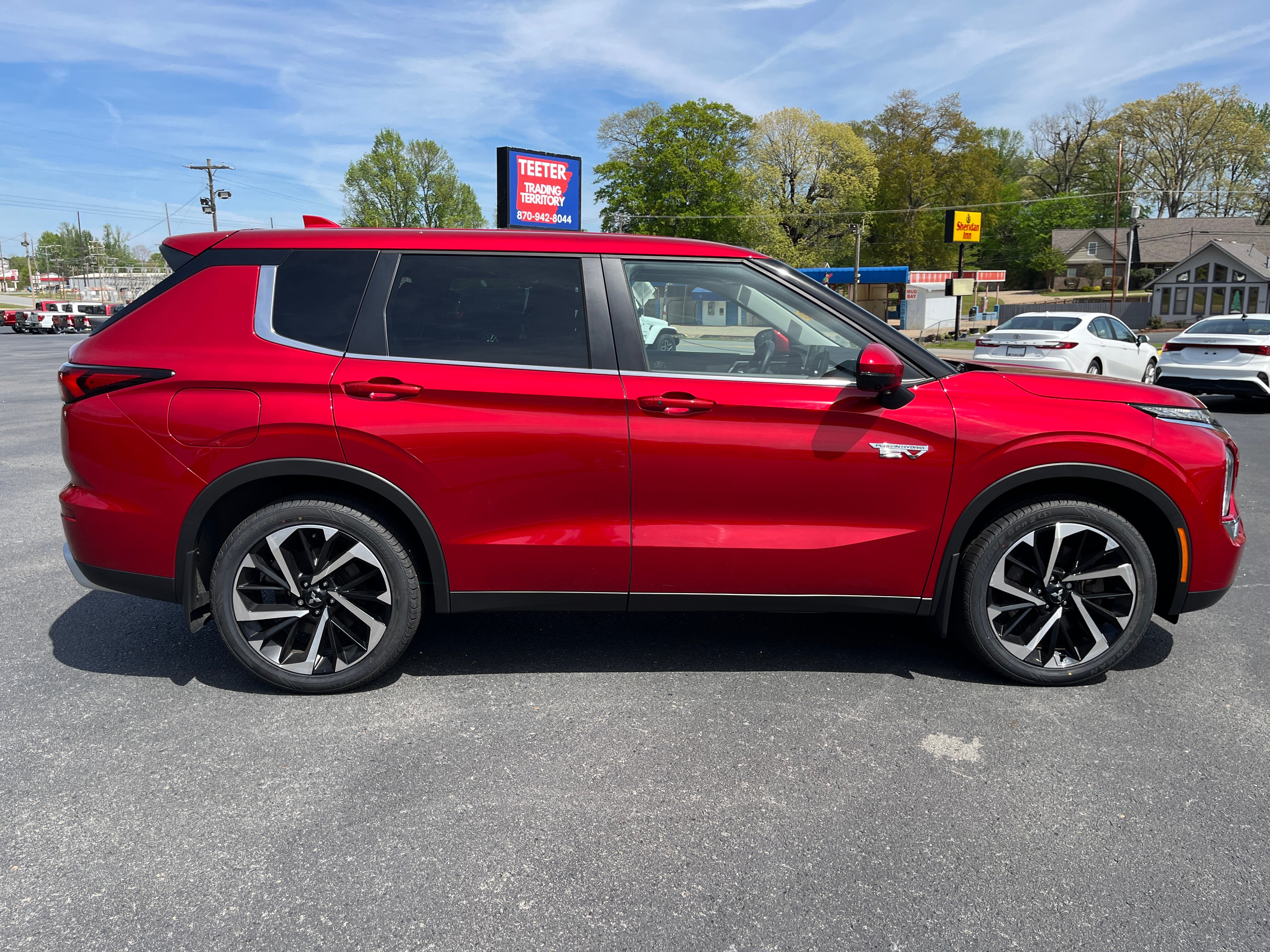 2023 Mitsubishi Outlander PHEV SE