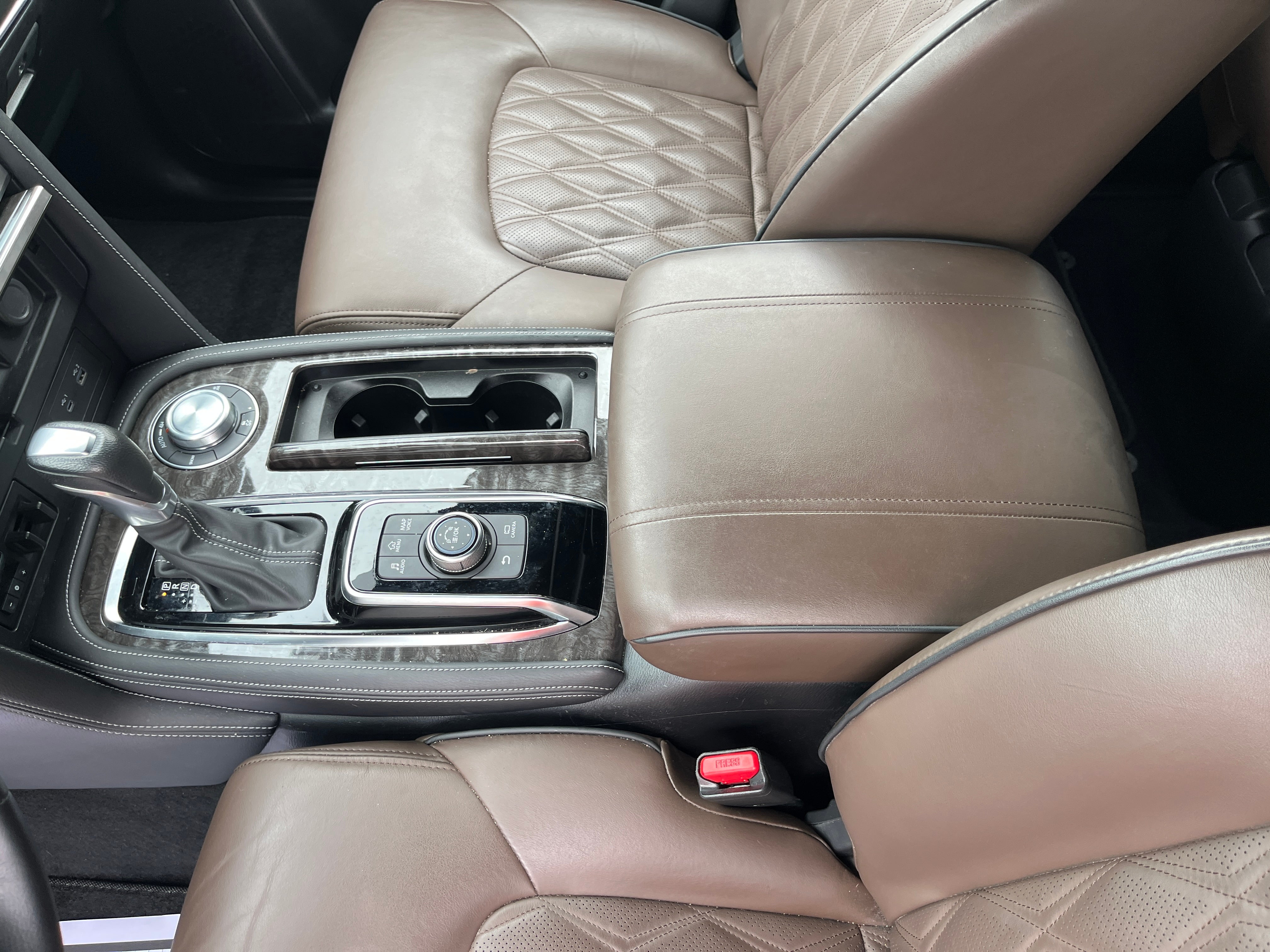 2024 Nissan Armada Platinum
