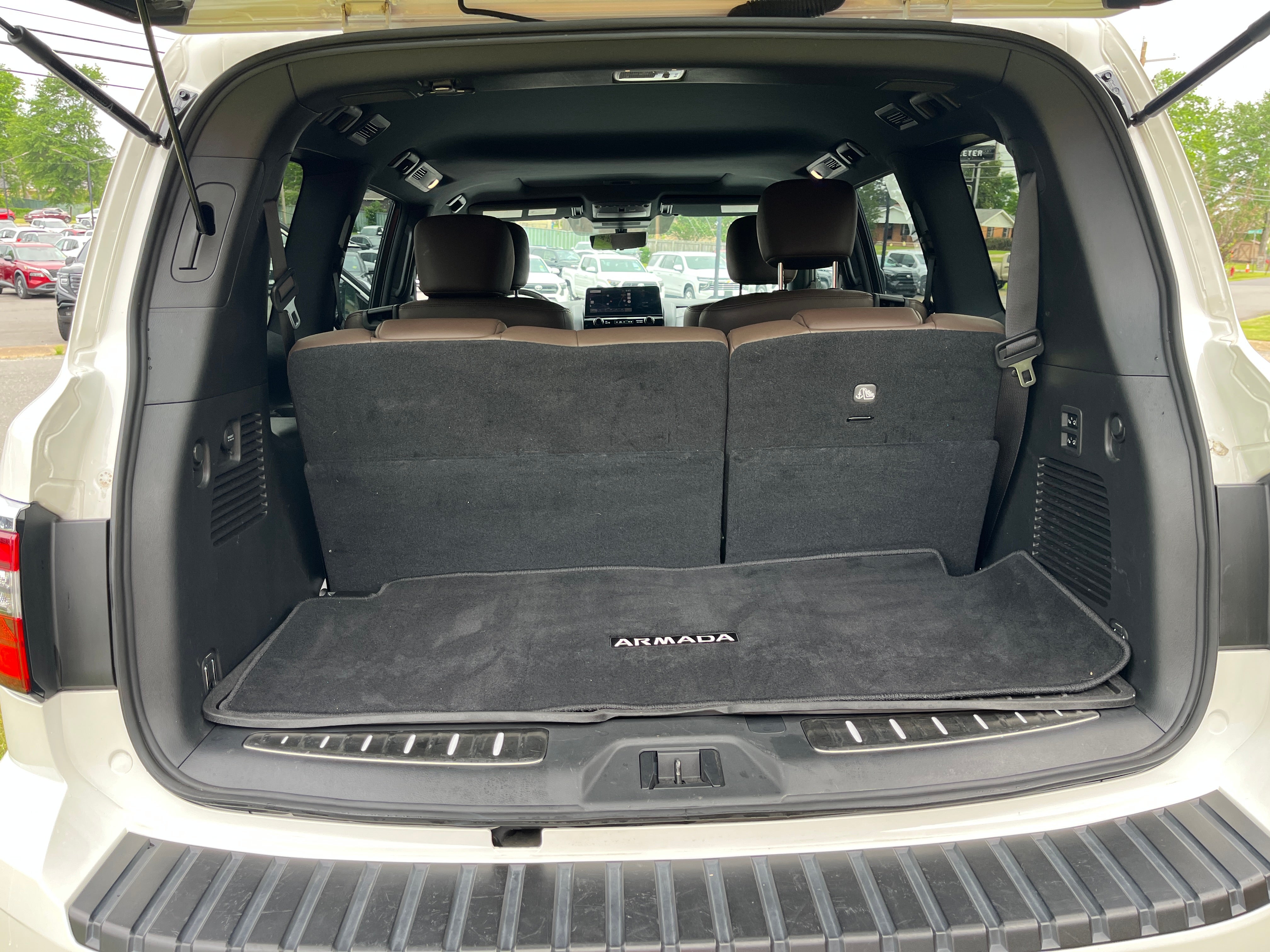 2024 Nissan Armada Platinum