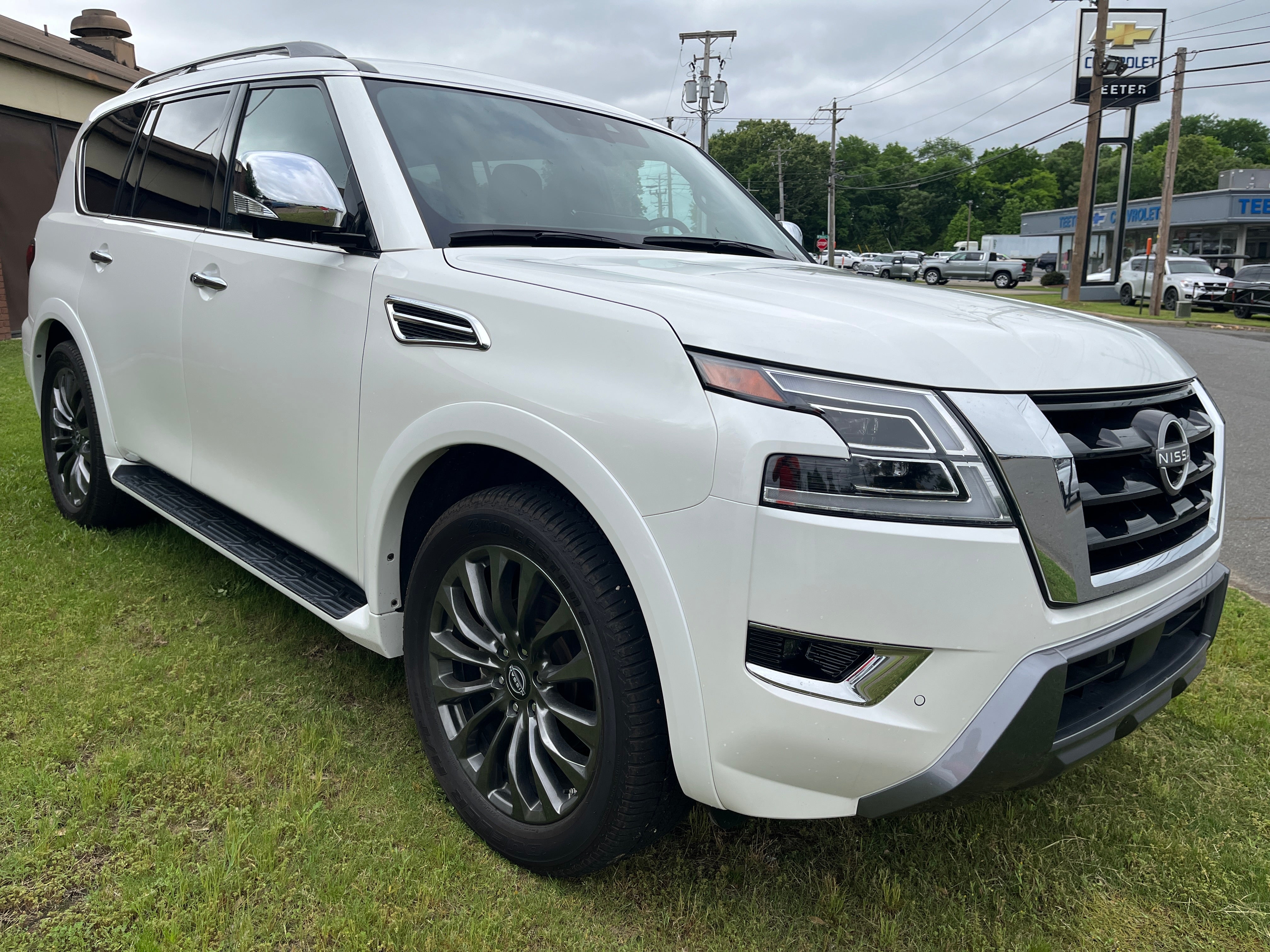 2024 Nissan Armada Platinum
