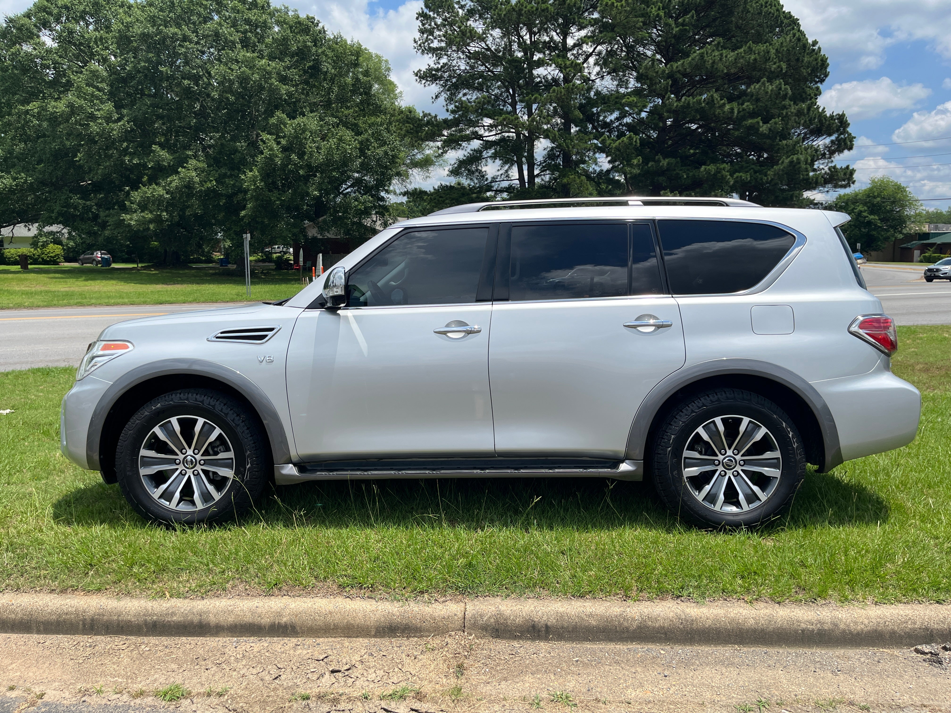 2019 Nissan Armada SL