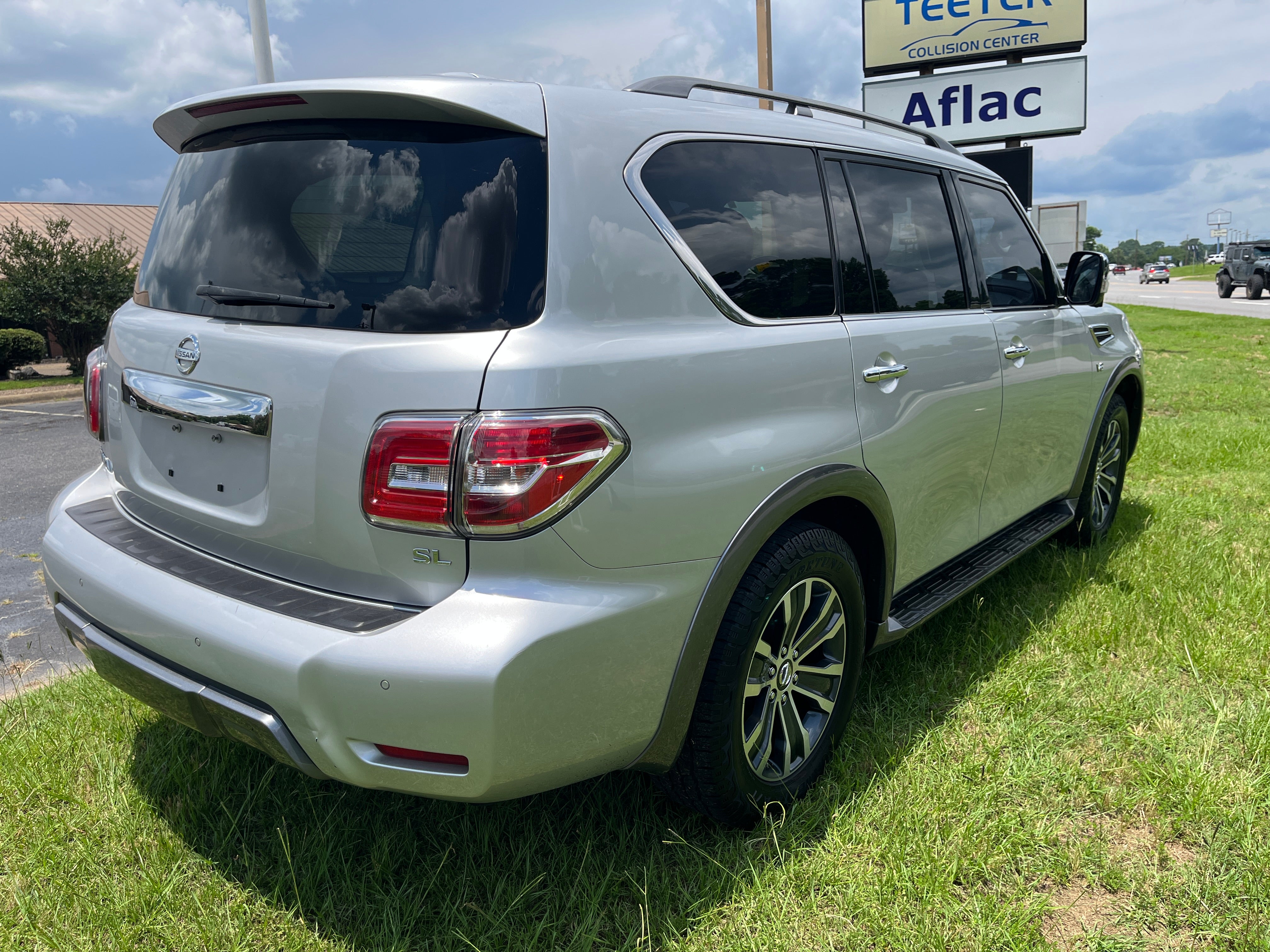 2019 Nissan Armada SL