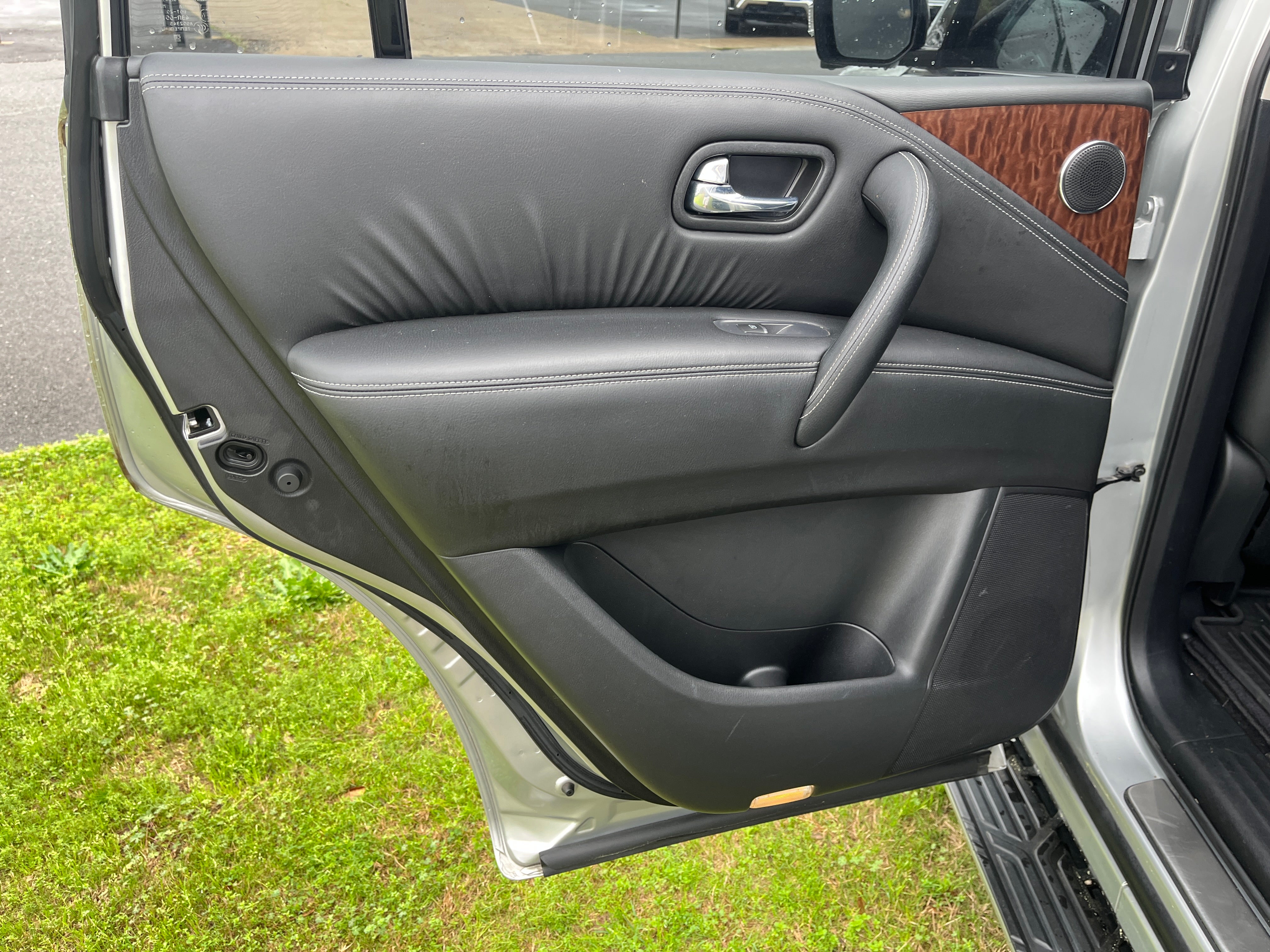 2019 Nissan Armada Platinum