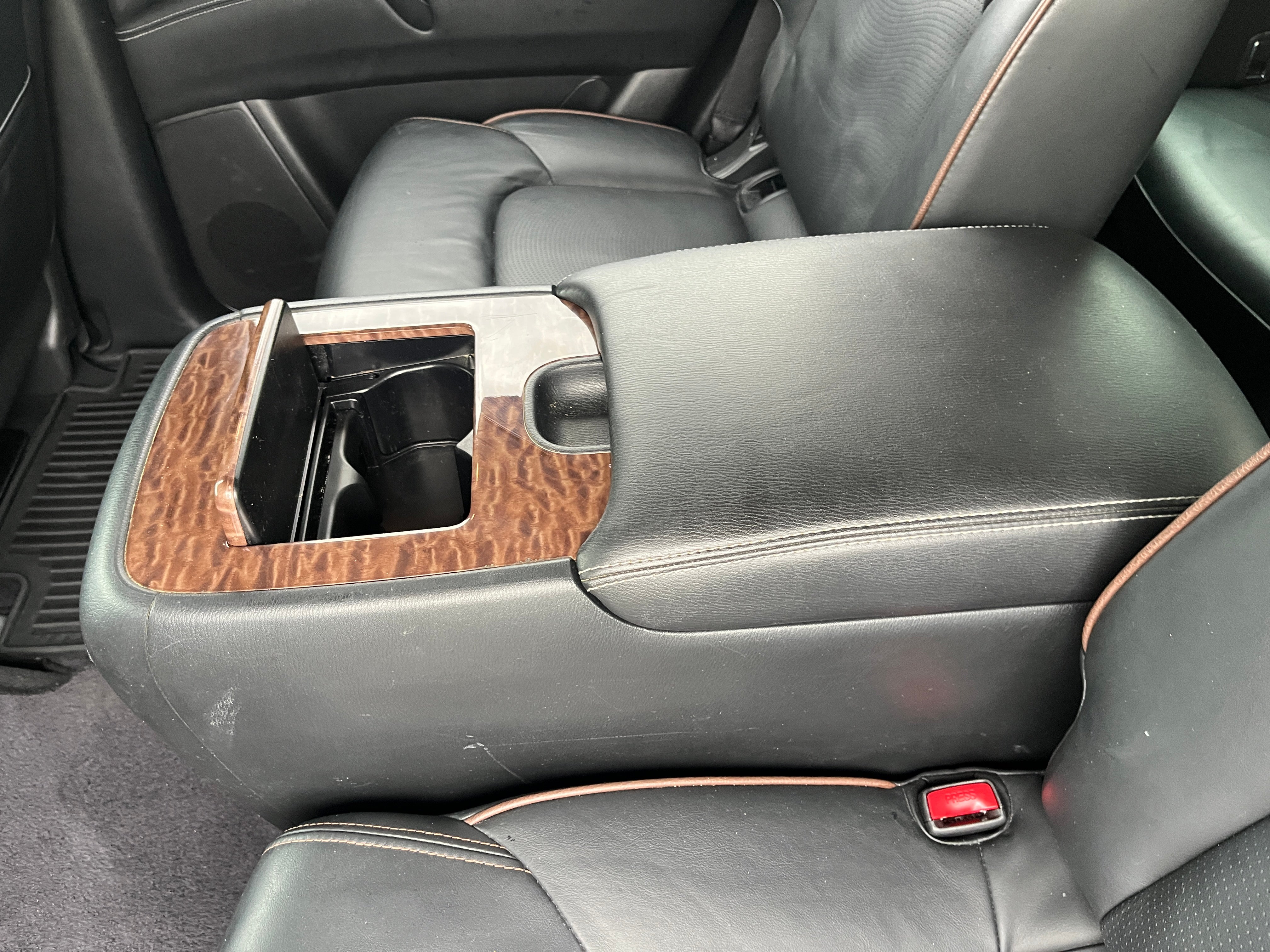 2019 Nissan Armada Platinum