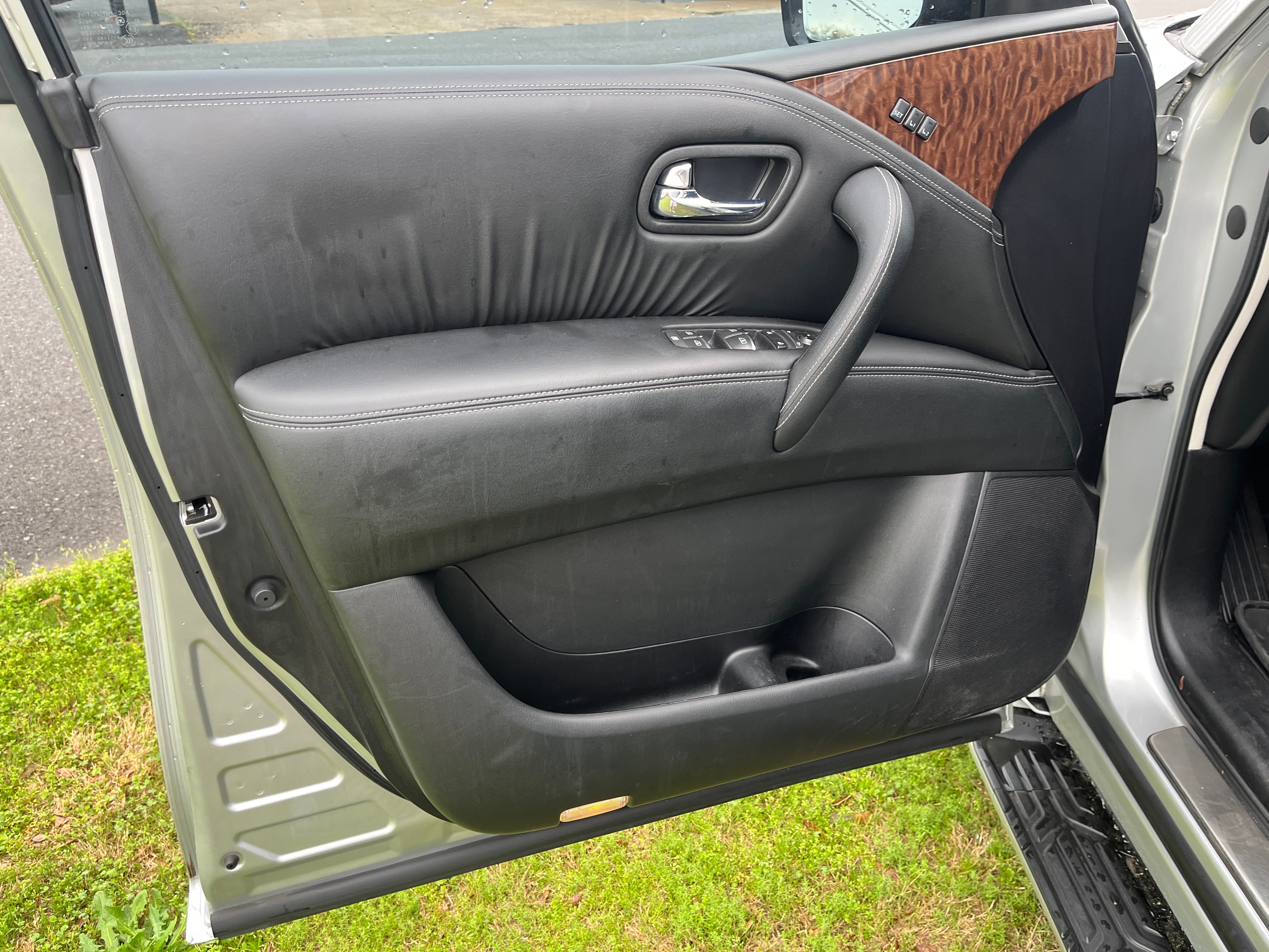 2019 Nissan Armada Platinum