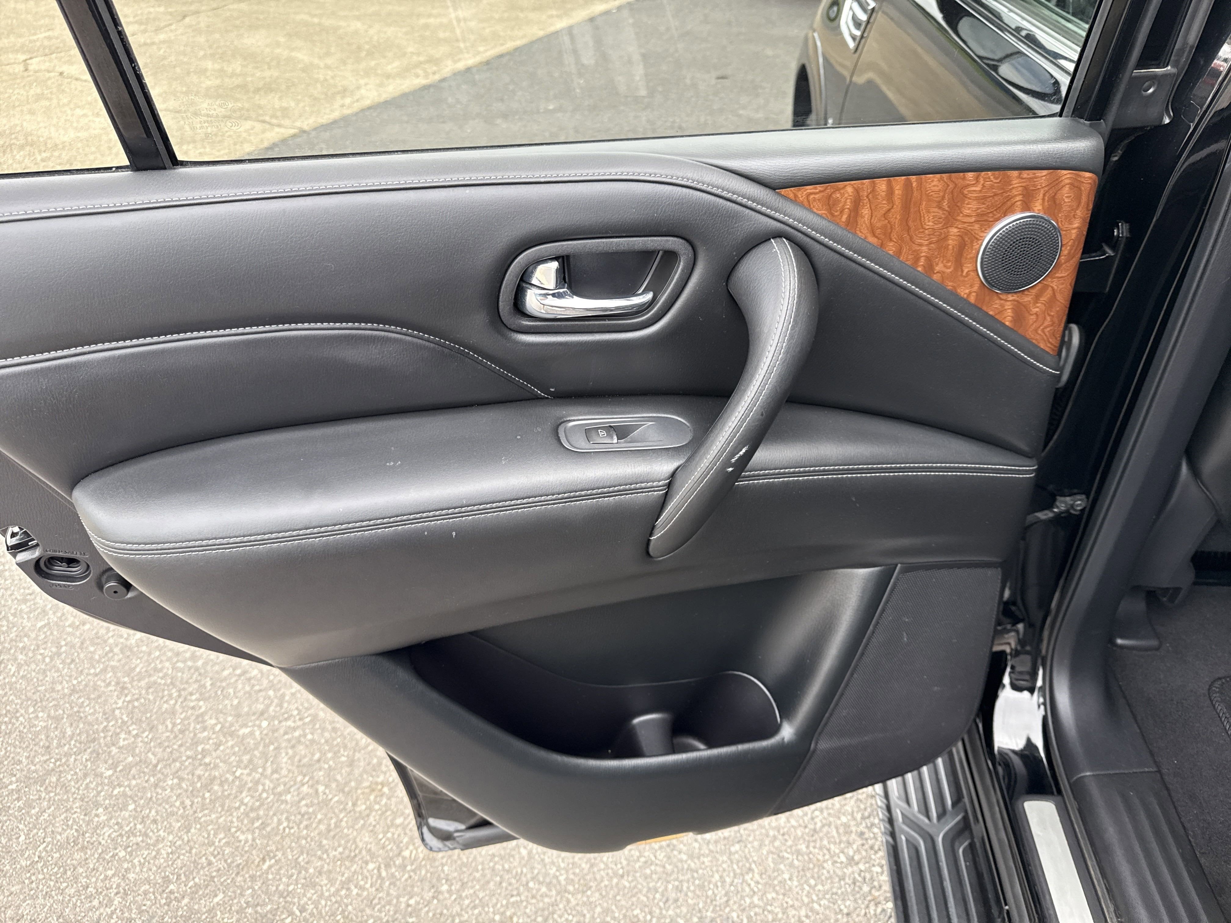 2018 INFINITI QX80 Base