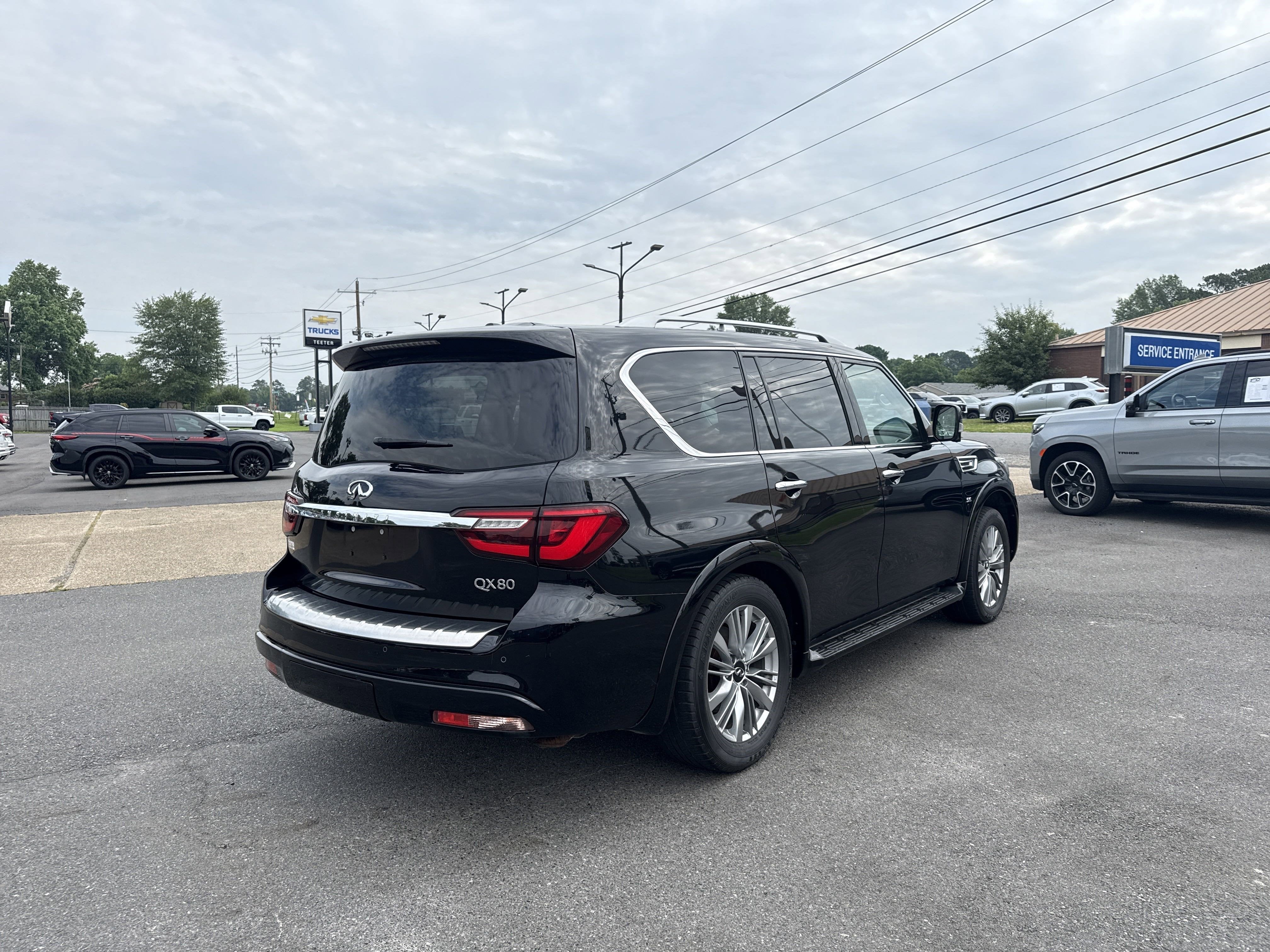 2018 INFINITI QX80 Base