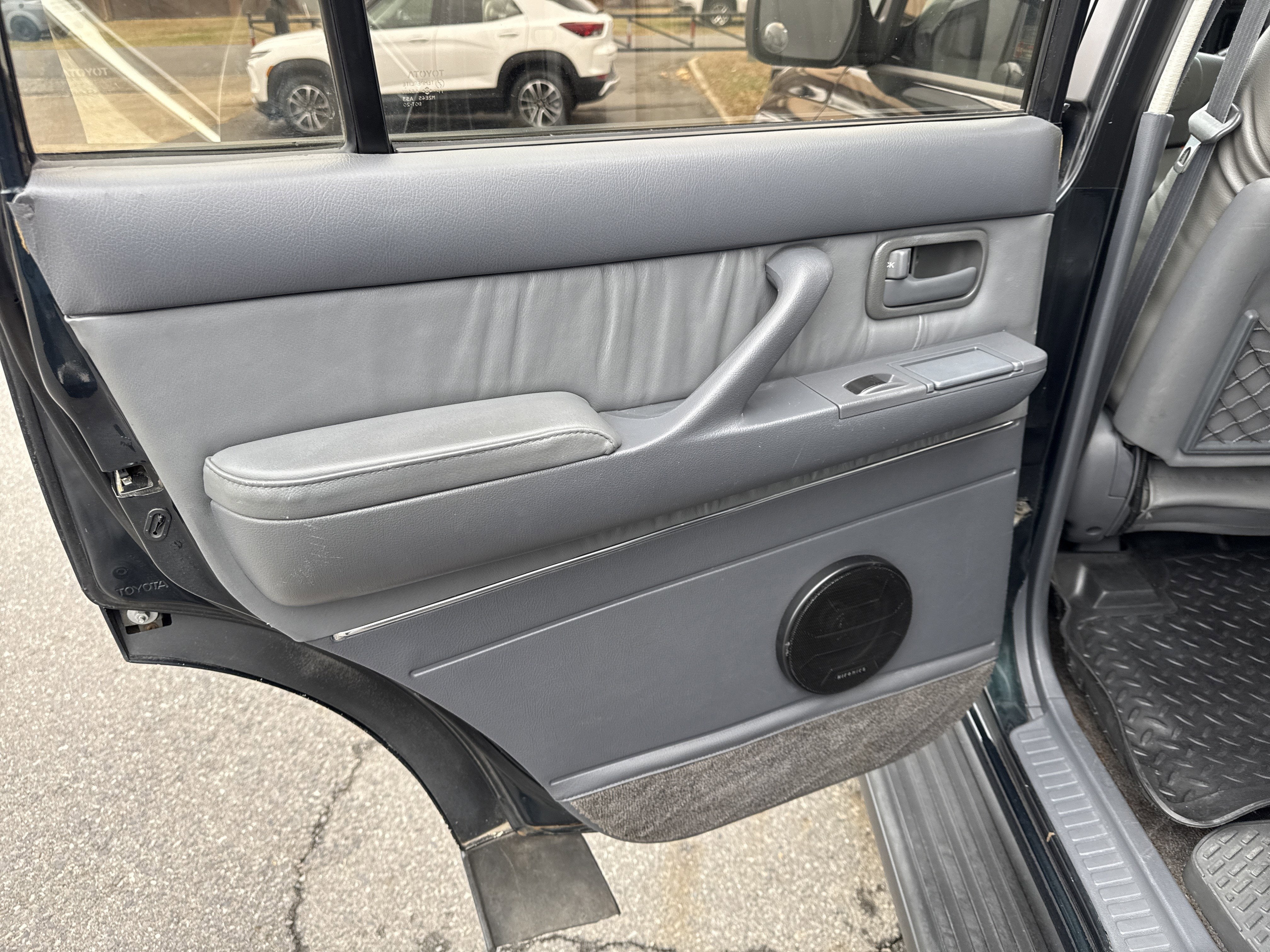 1993 Toyota Land Cruiser Base