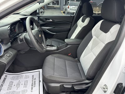 2024 Chevrolet Trax Base