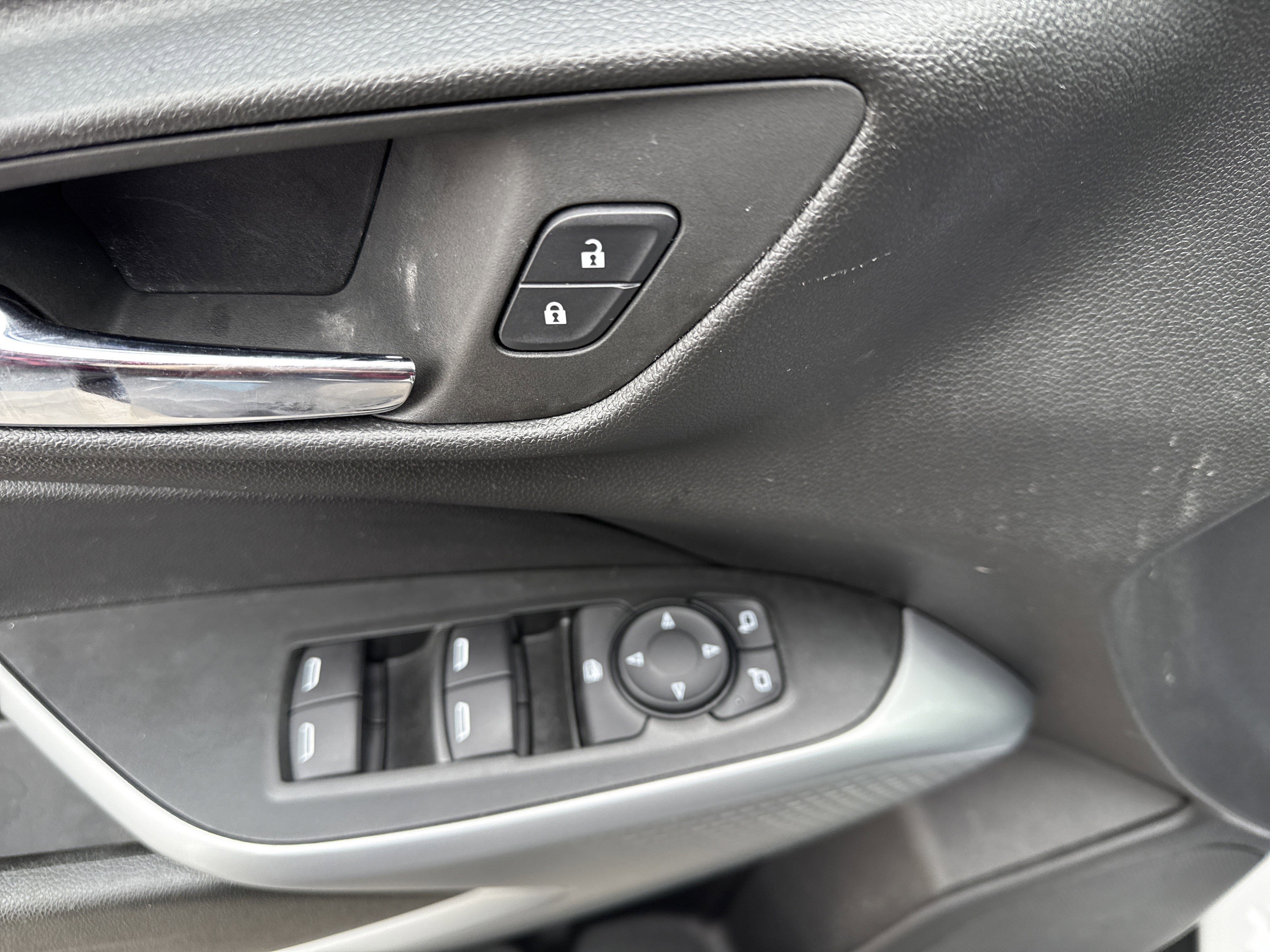 2024 Chevrolet Trax Base