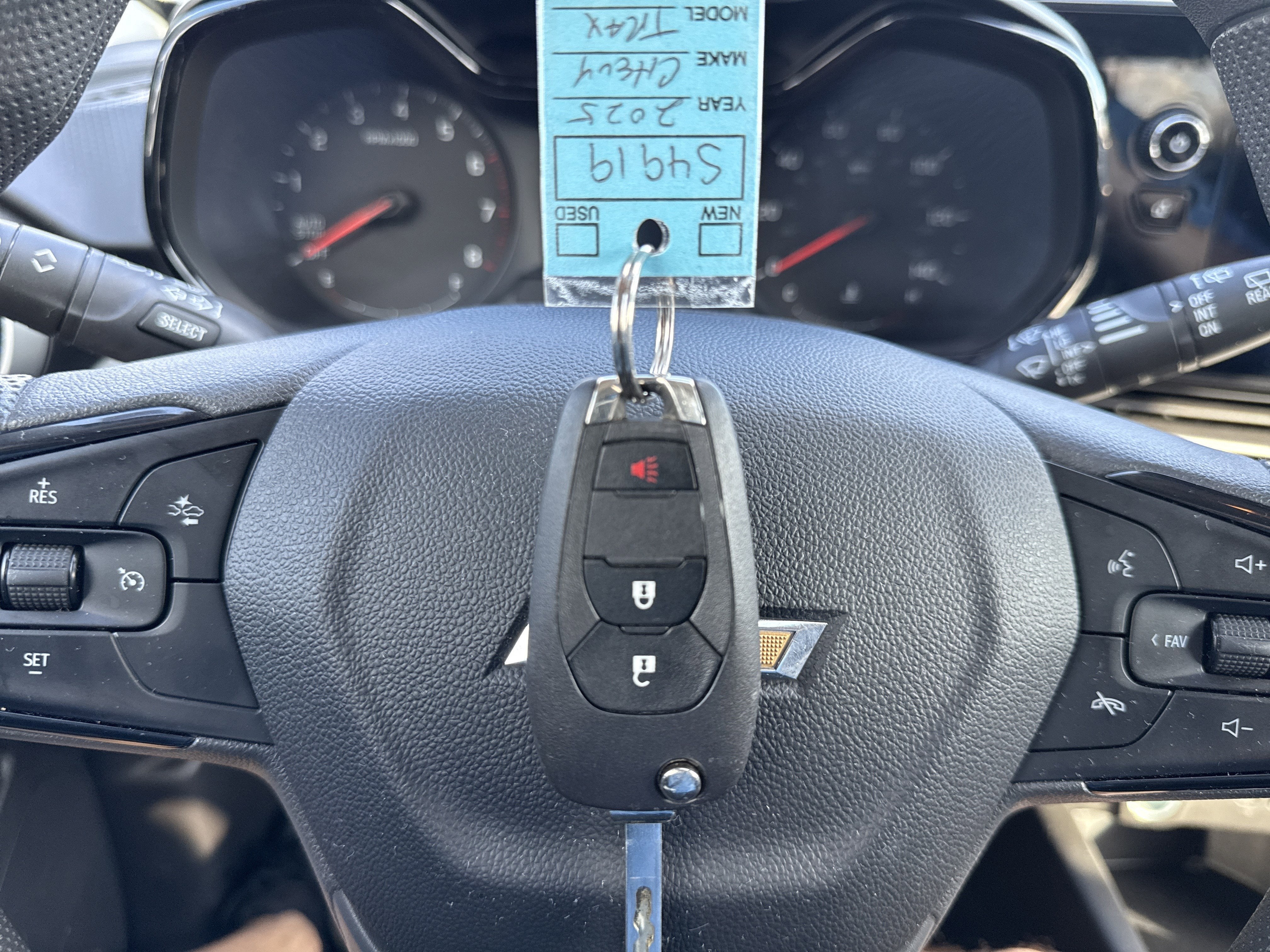 2025 Chevrolet Trax LS