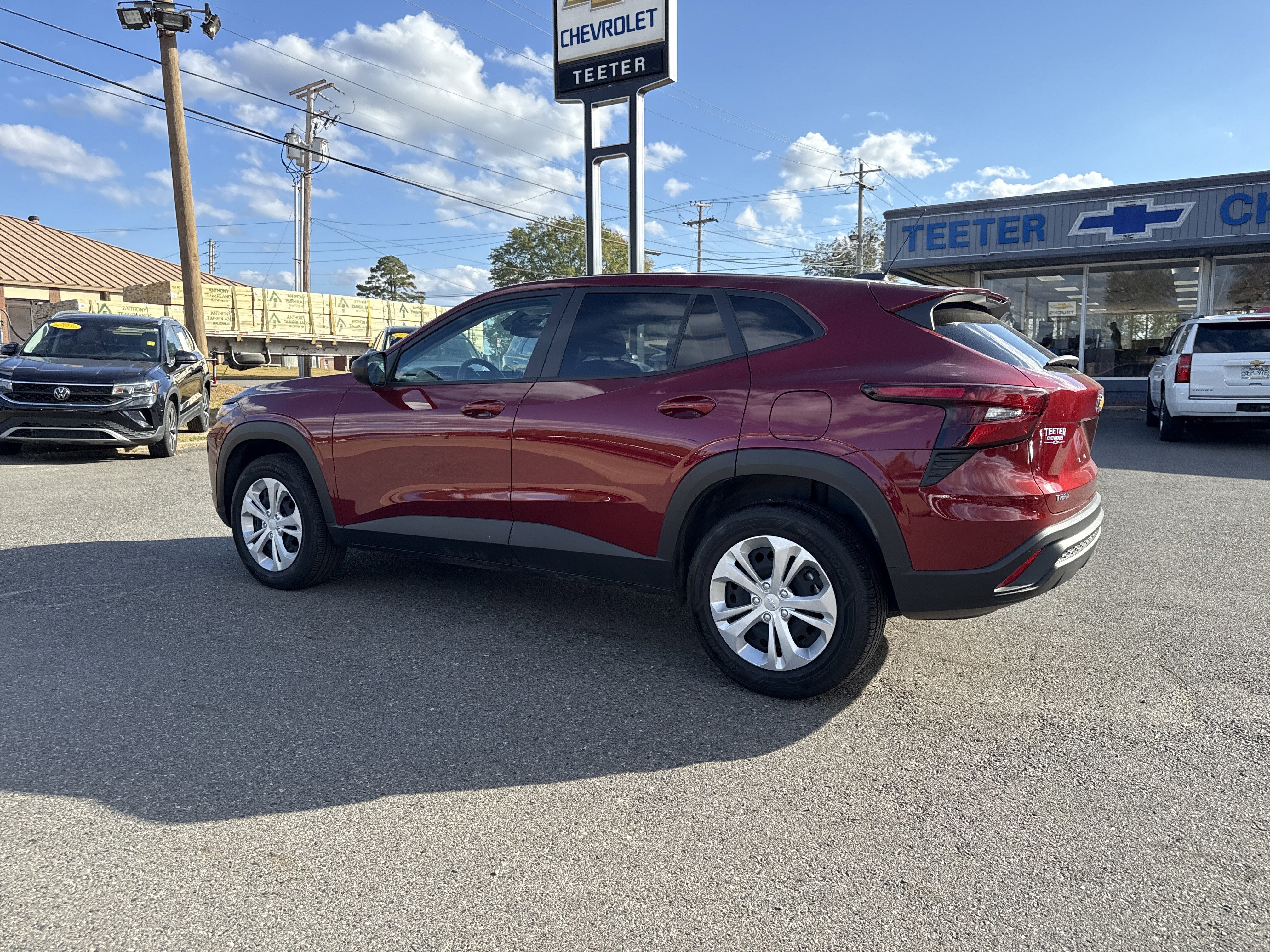 2025 Chevrolet Trax LS