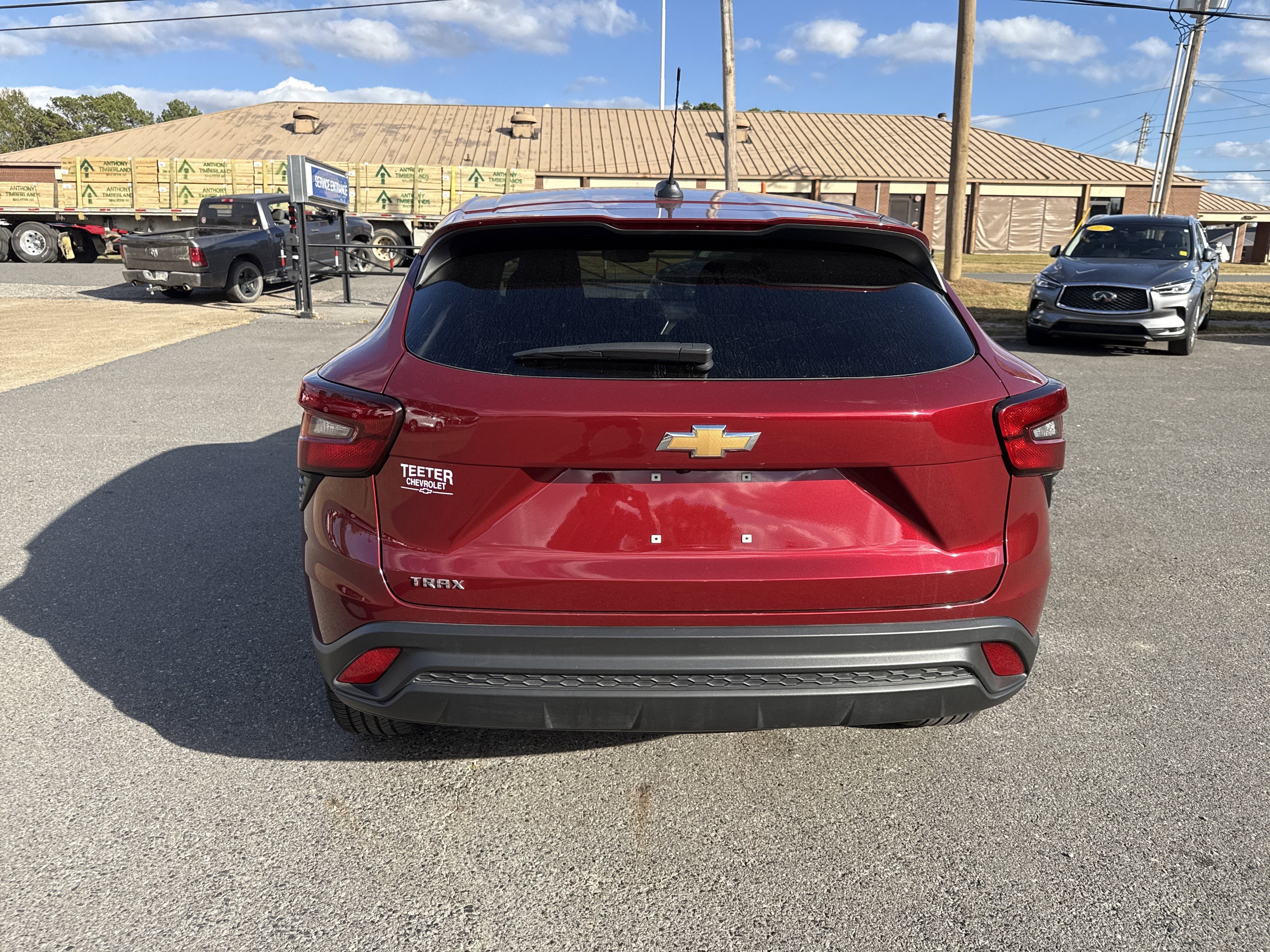 2025 Chevrolet Trax LS