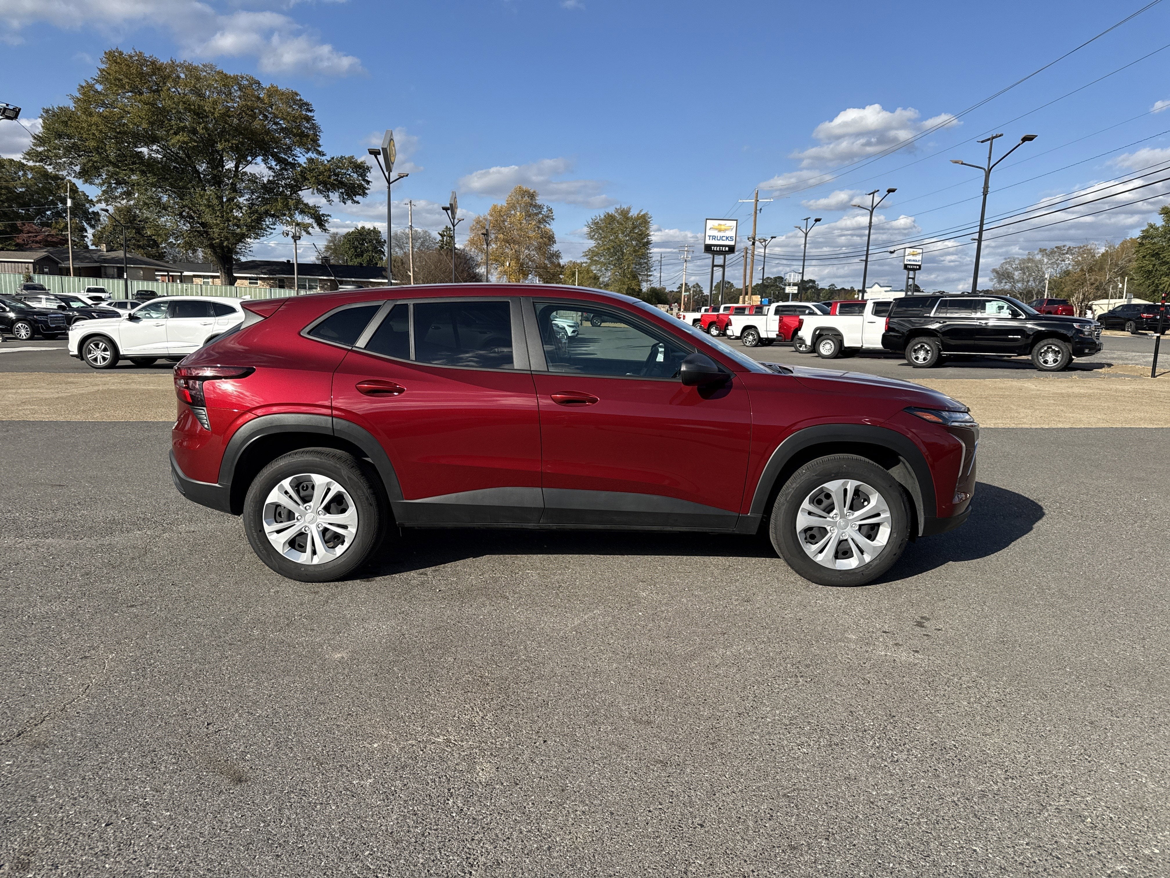2025 Chevrolet Trax LS