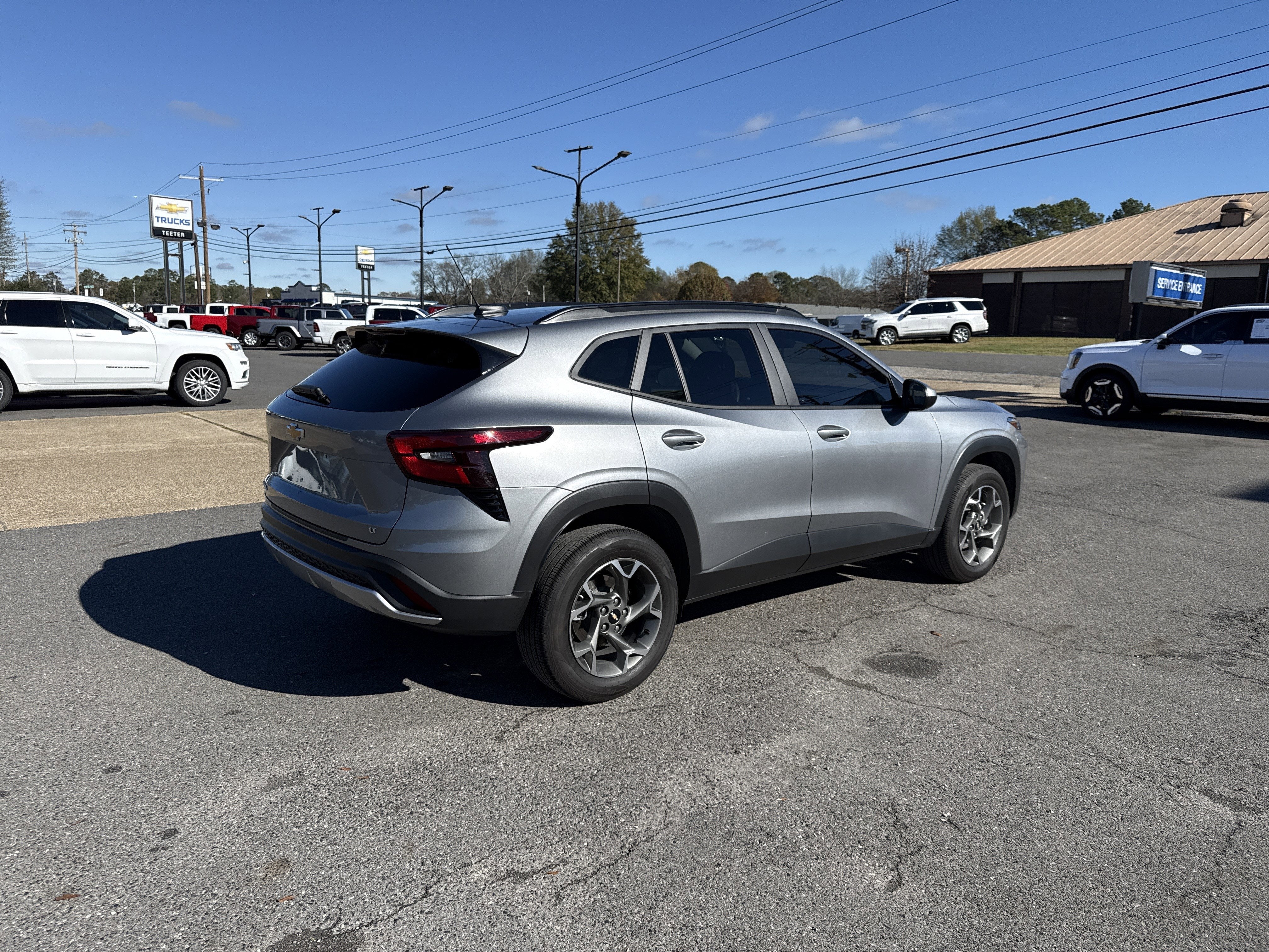 2025 Chevrolet Trax LT