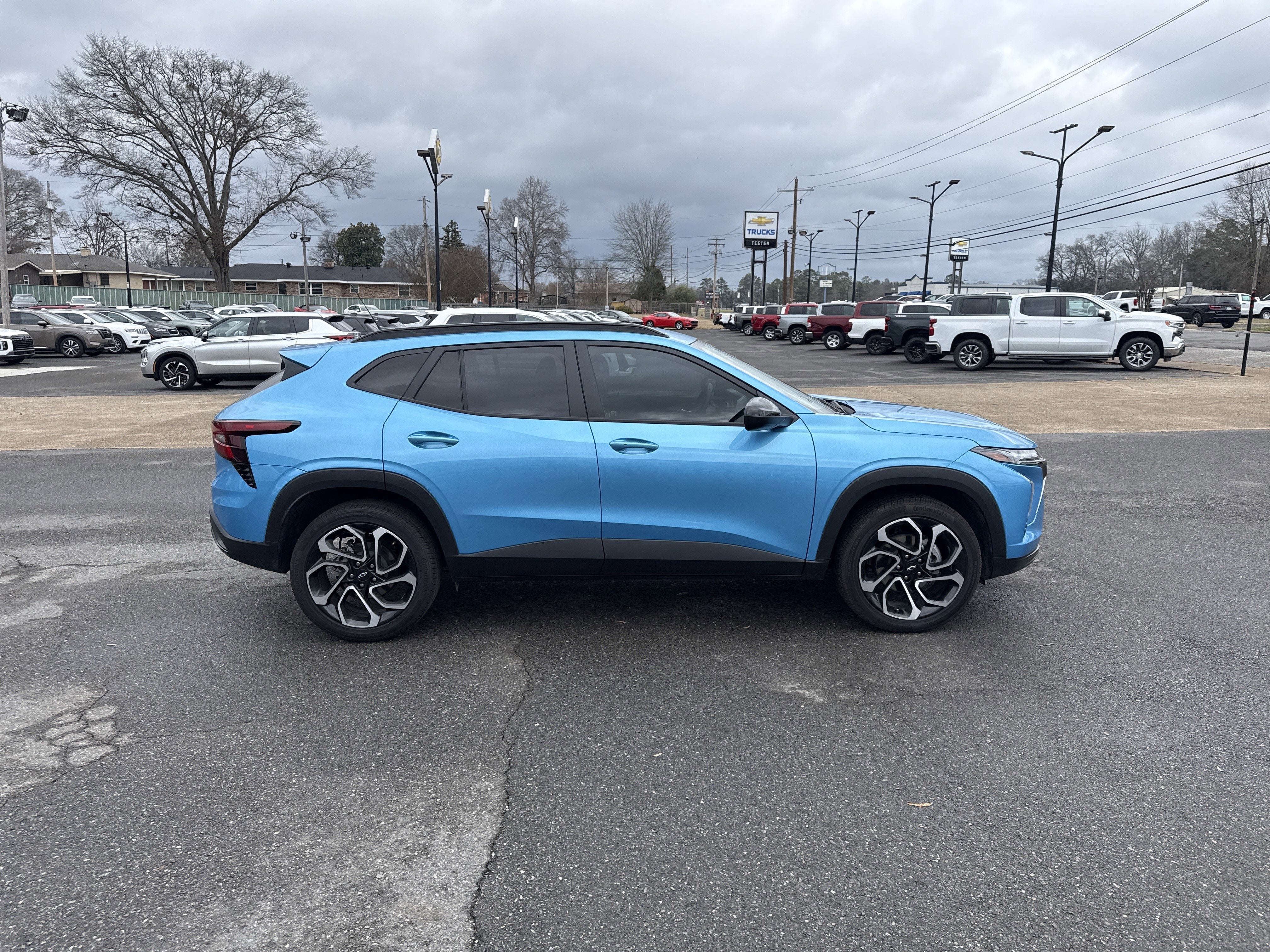 2025 Chevrolet Trax Base