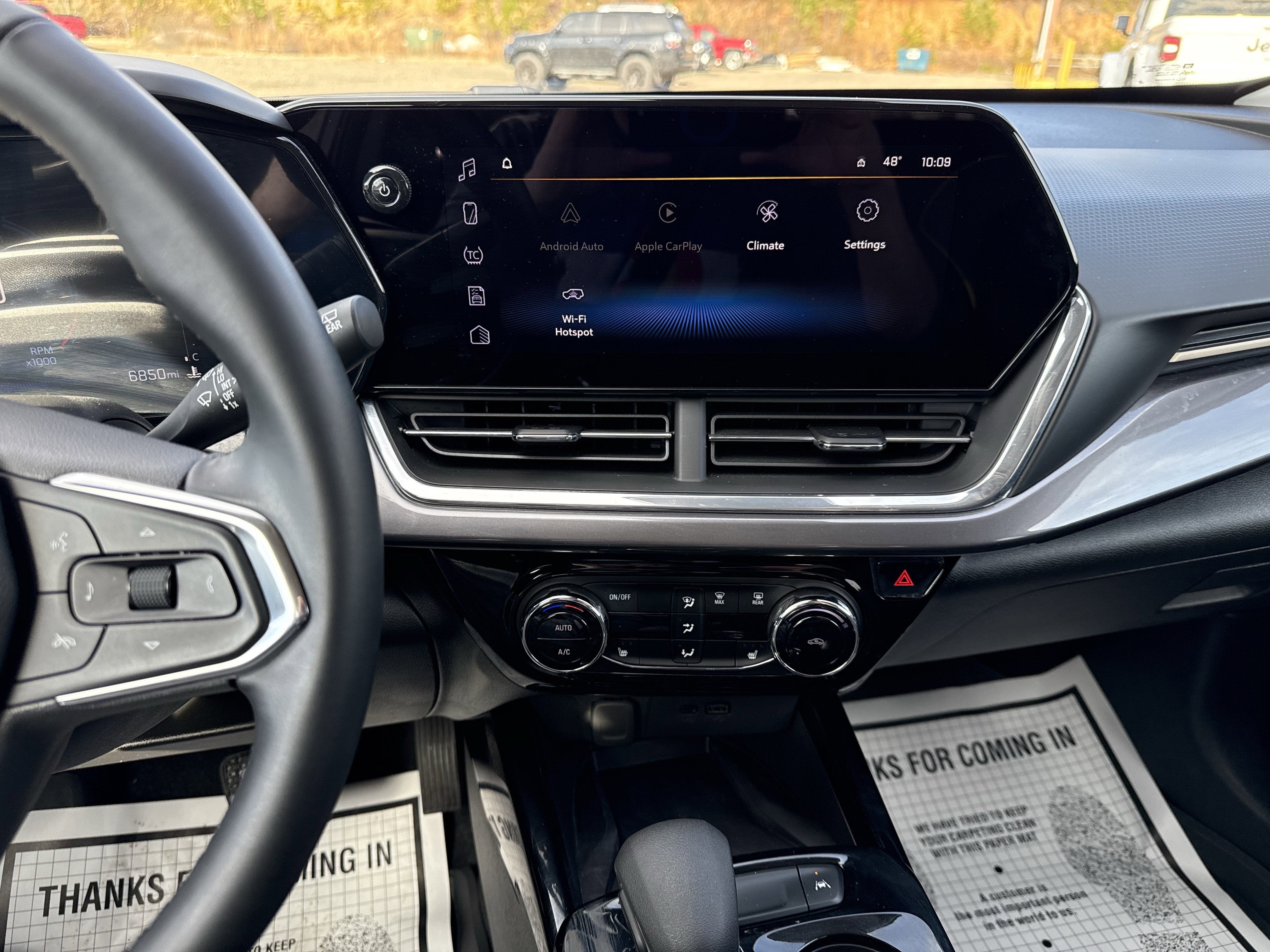 2025 Chevrolet Trax Base