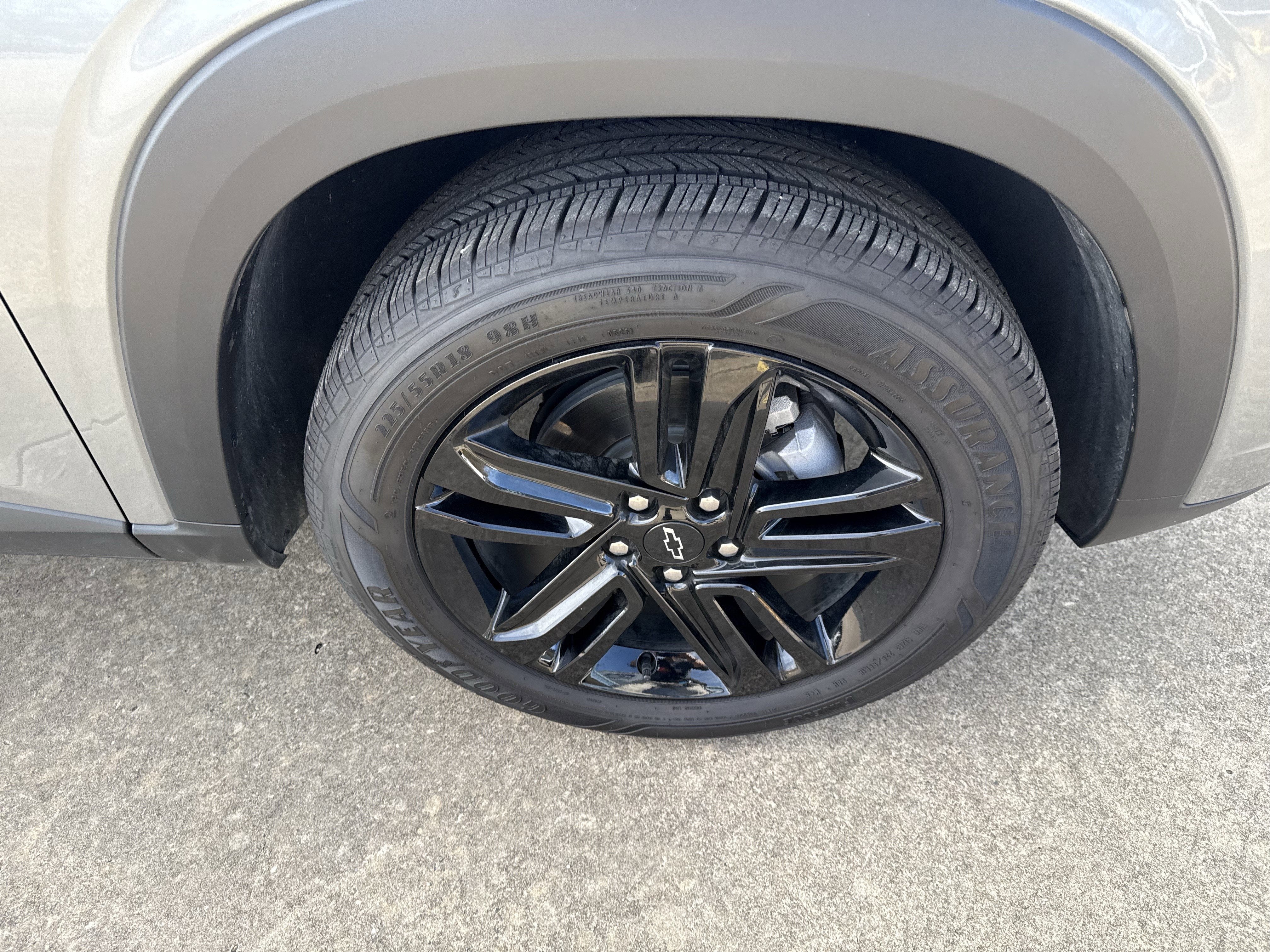 2025 Chevrolet Trax Base