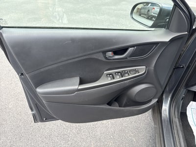 2023 Hyundai Kona Base