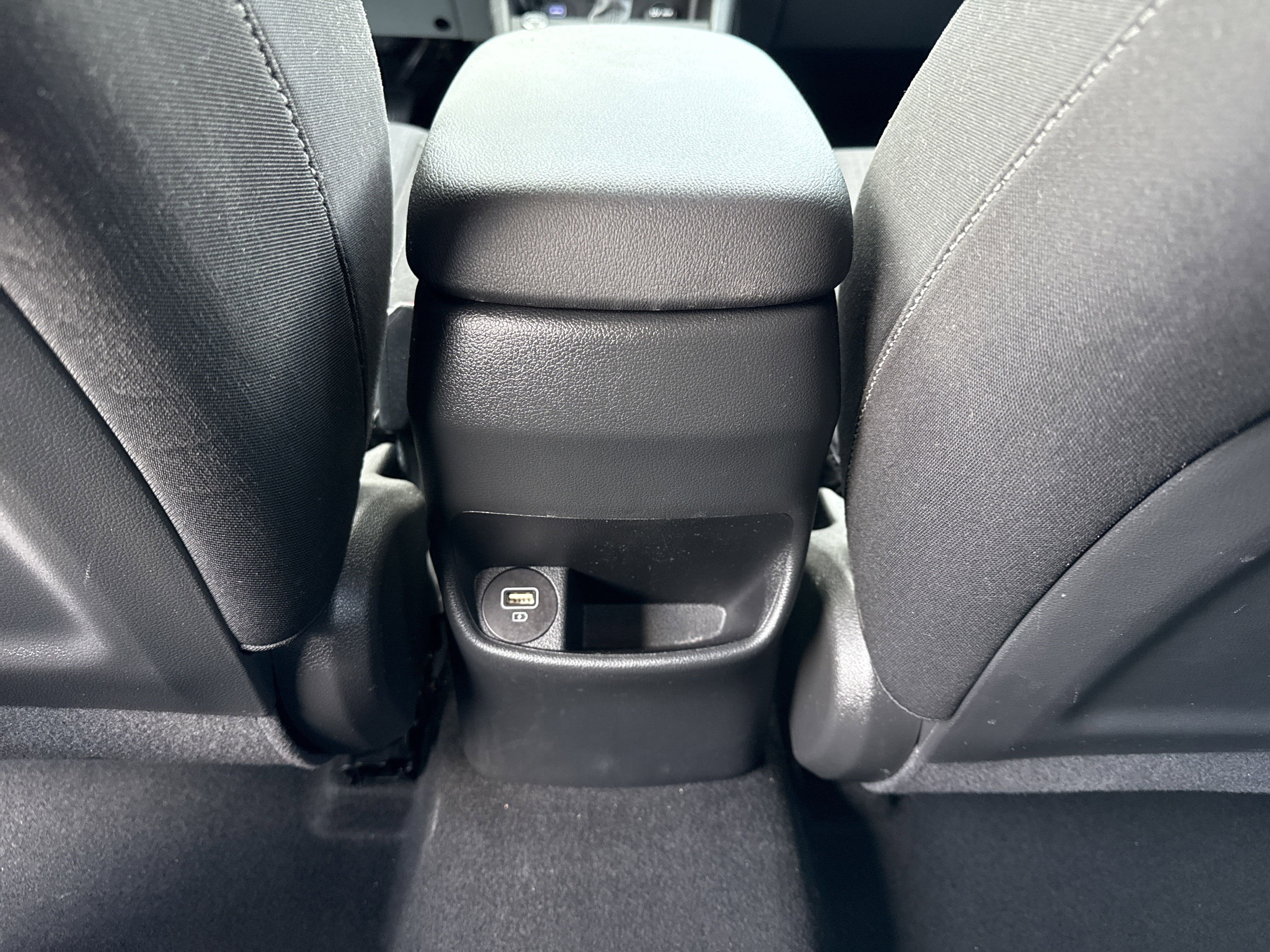 2023 Hyundai Kona Base