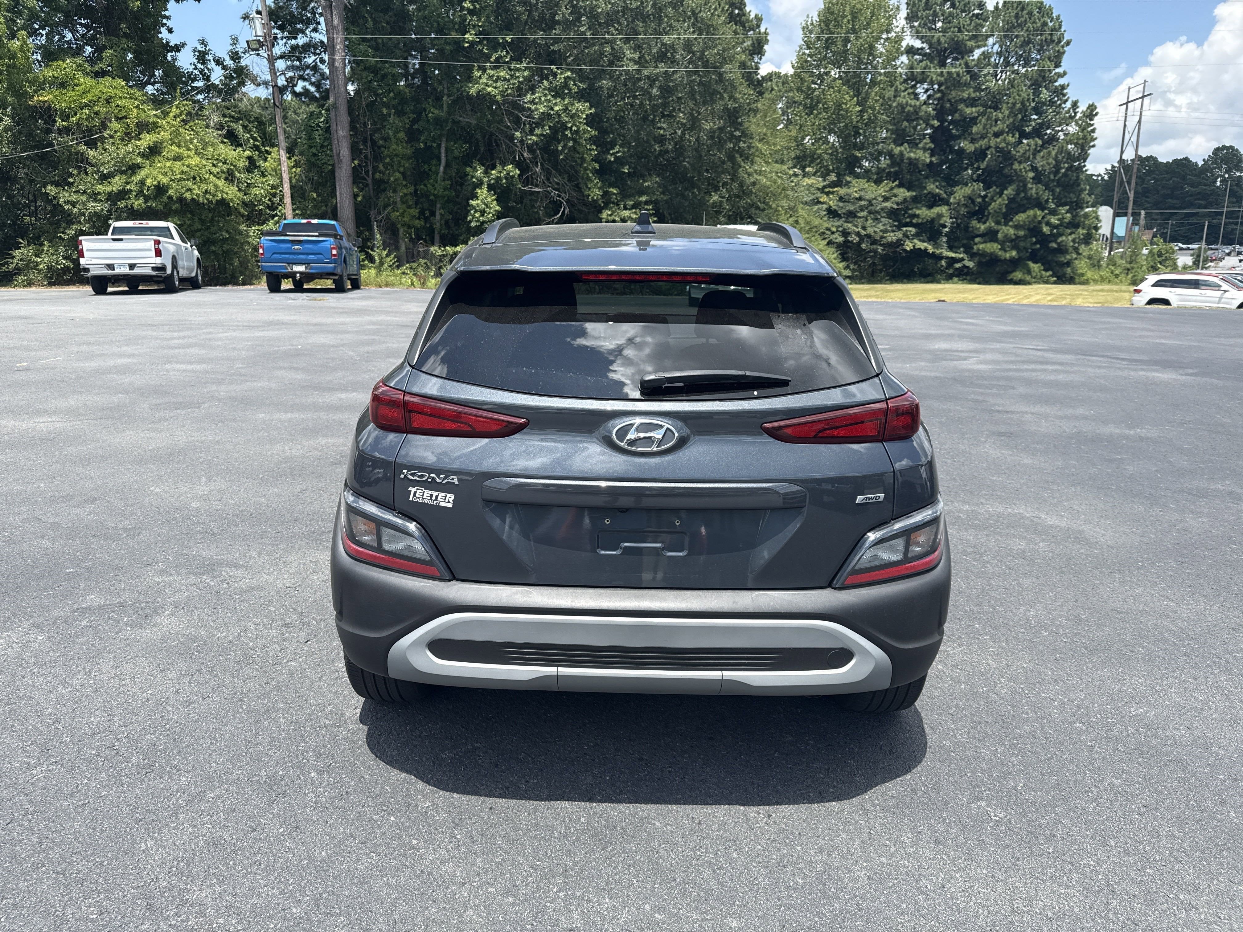 2023 Hyundai Kona Base