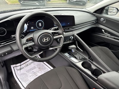 2025 Hyundai Elantra SEL Convenience