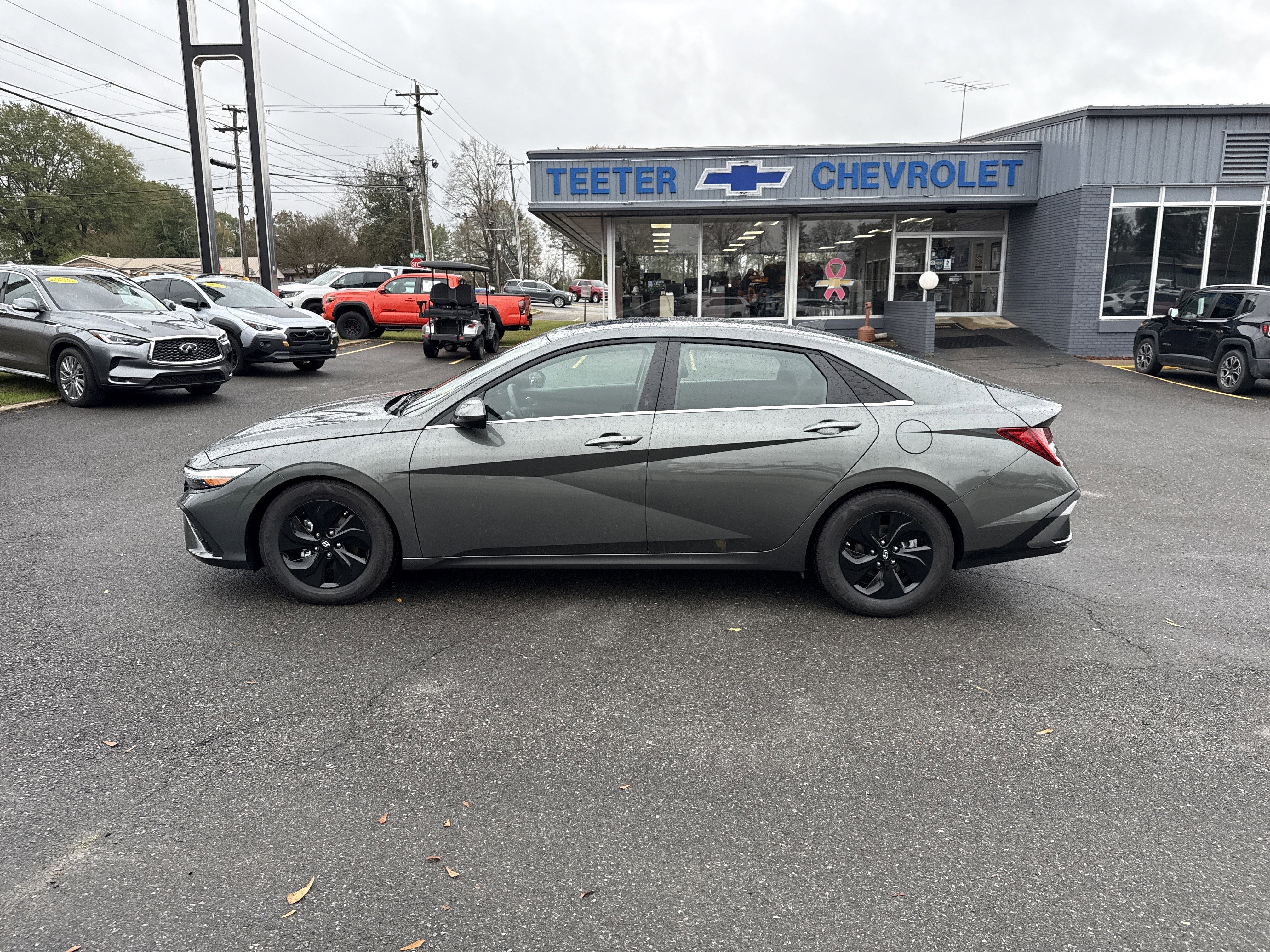 2025 Hyundai Elantra SEL Convenience