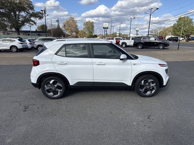 2024 Hyundai Venue Base