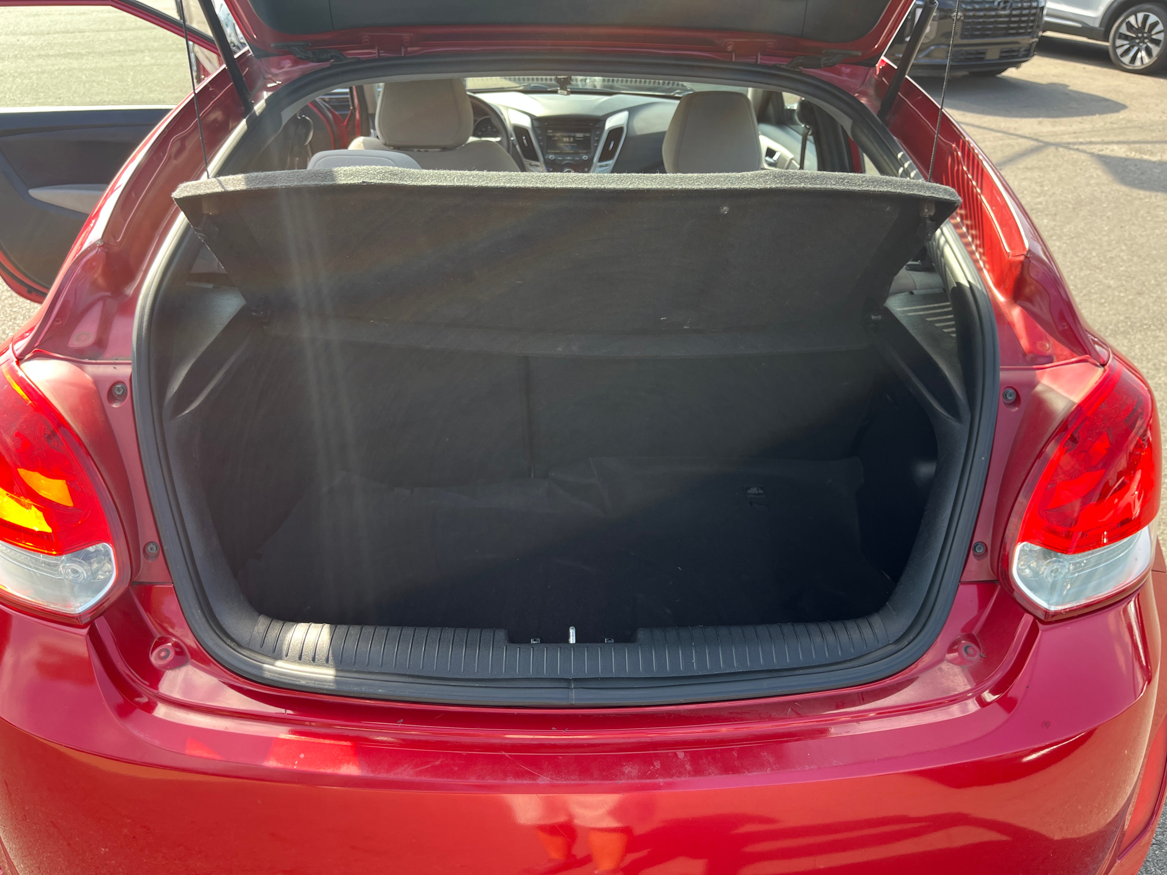 2014 Hyundai Veloster Base