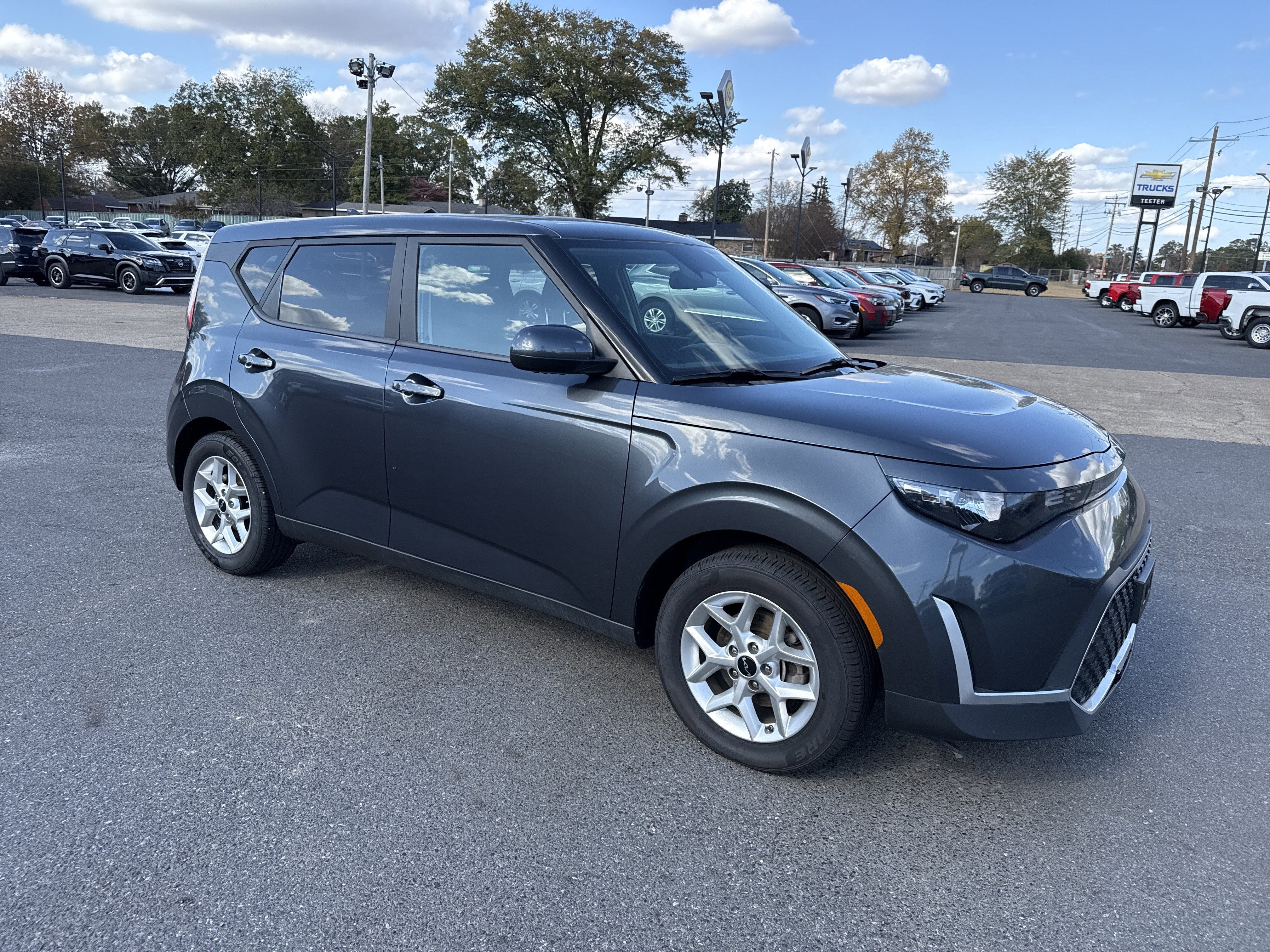 2023 Kia Soul Base