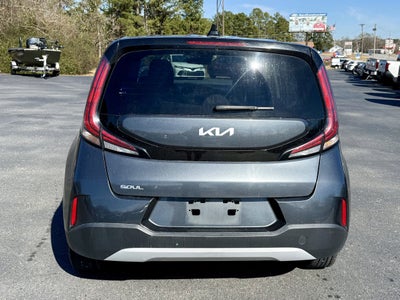 2023 Kia Soul Base