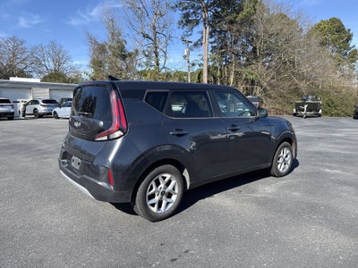 2023 Kia Soul Base