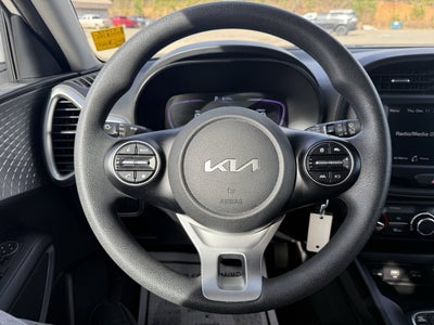 2024 Kia Soul Base