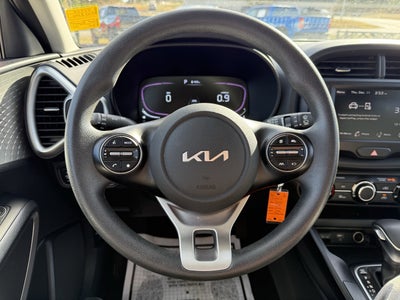 2024 Kia Soul Base